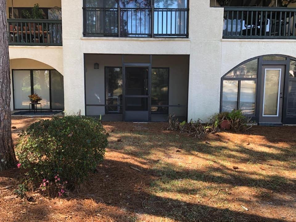 LAKESIDE CONDO AT BLUEWATER BAY - Residential