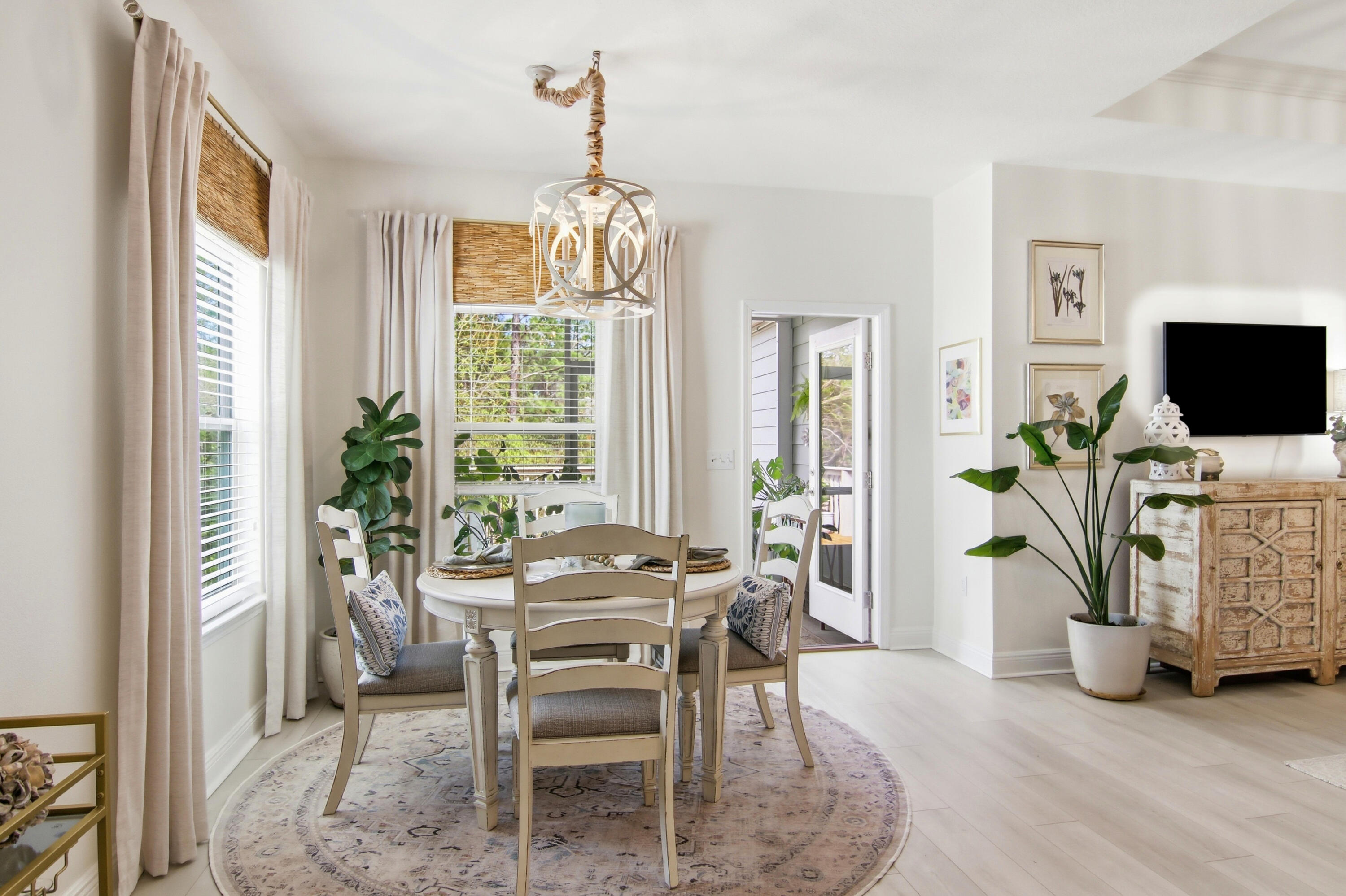 LAGRANGE LANDING - Residential