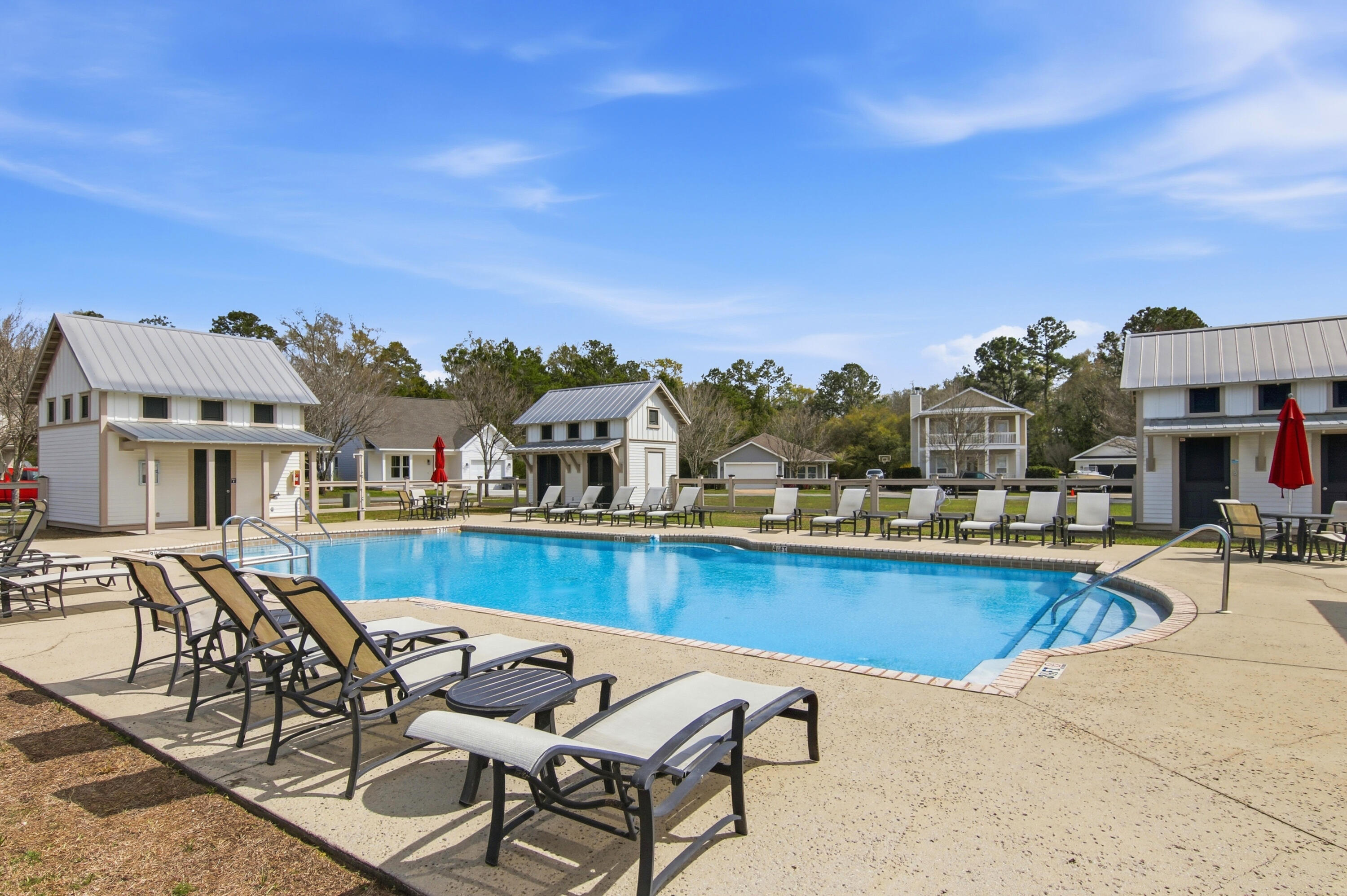 LAGRANGE LANDING - Residential