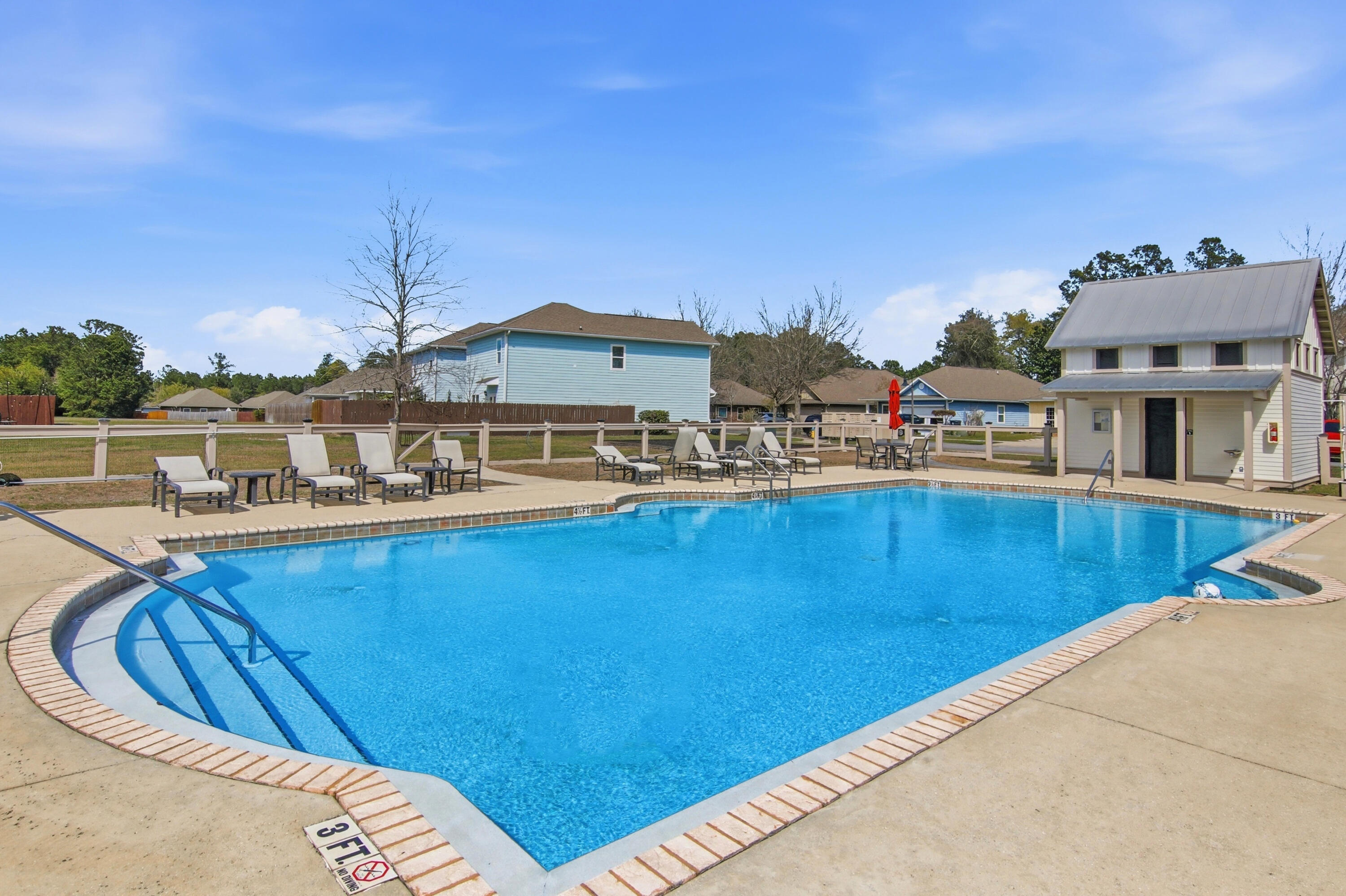 LAGRANGE LANDING - Residential