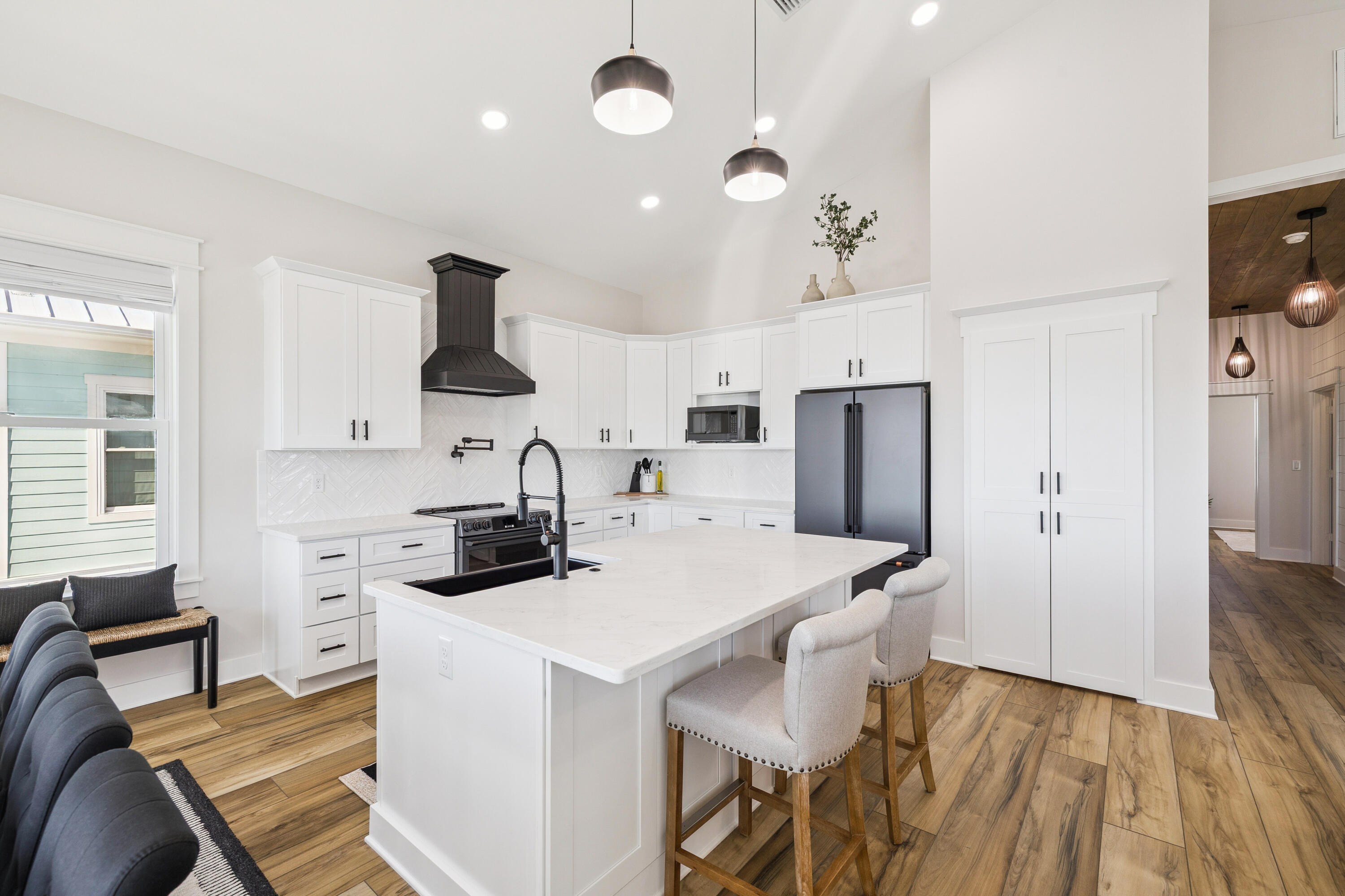 NO RECORDED SUBDIVISION - Residential