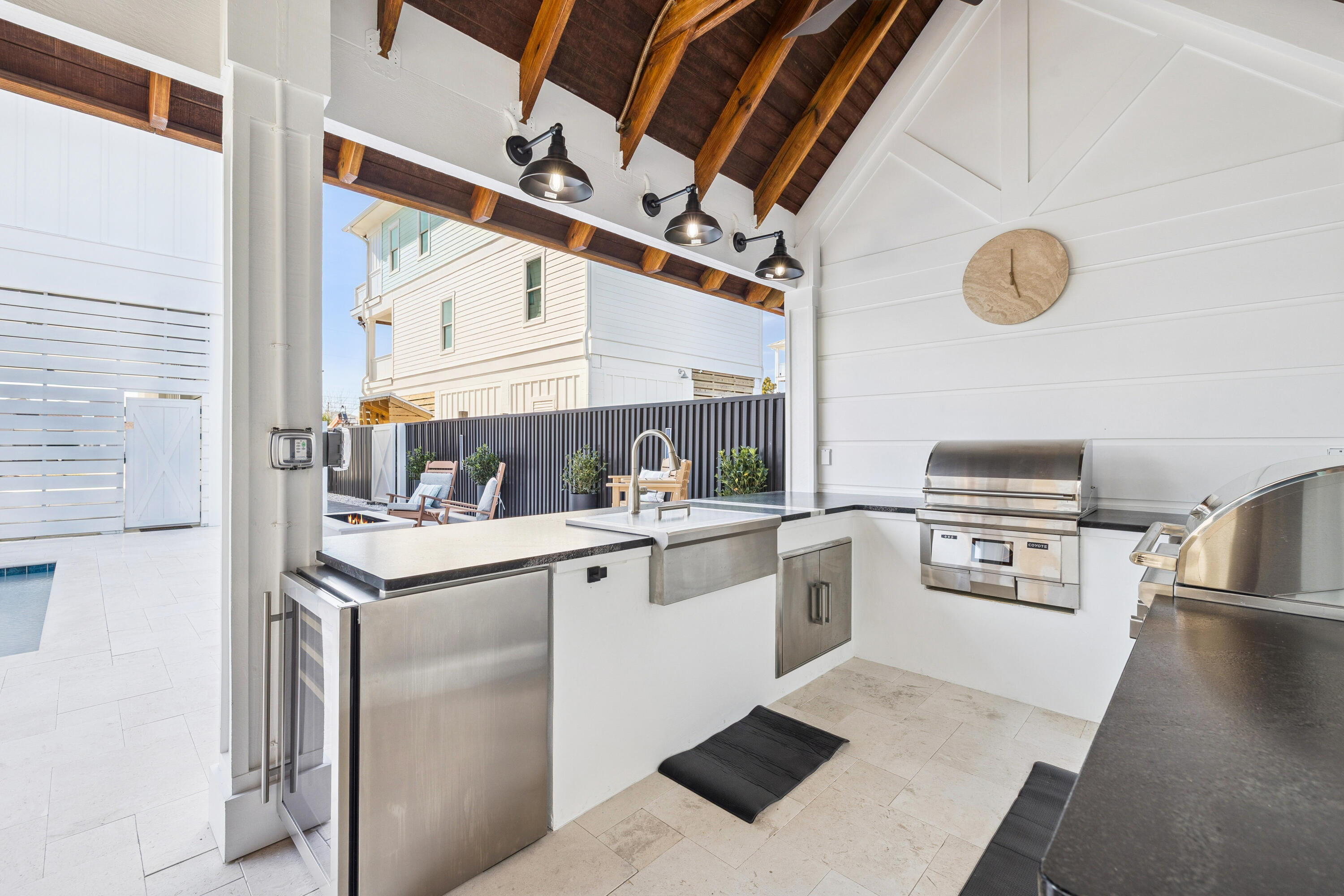 NO RECORDED SUBDIVISION - Residential