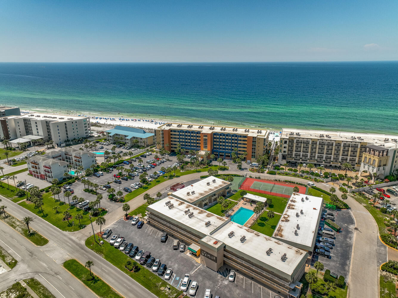 PELICAN ISLE - Residential