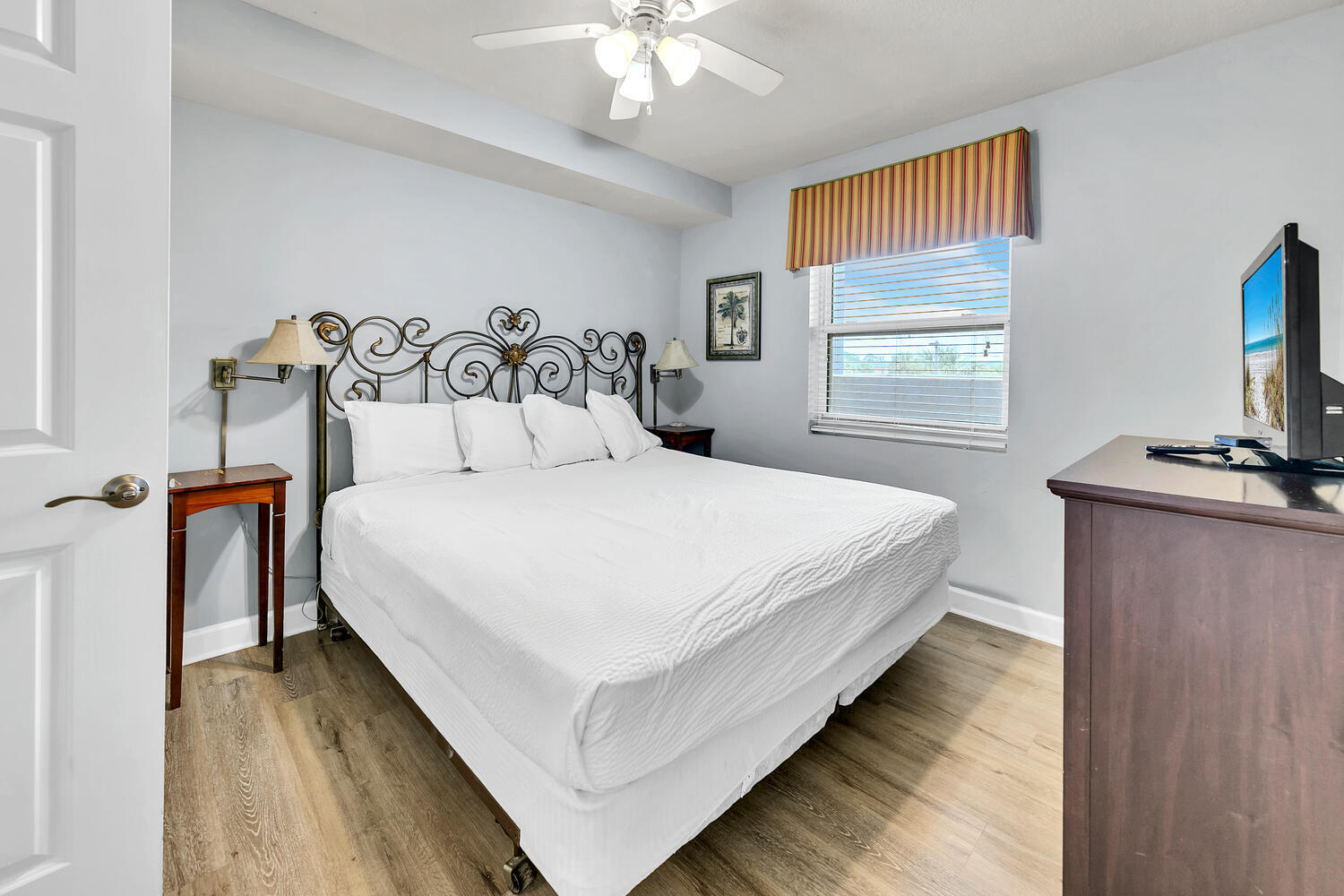 PELICAN ISLE - Residential