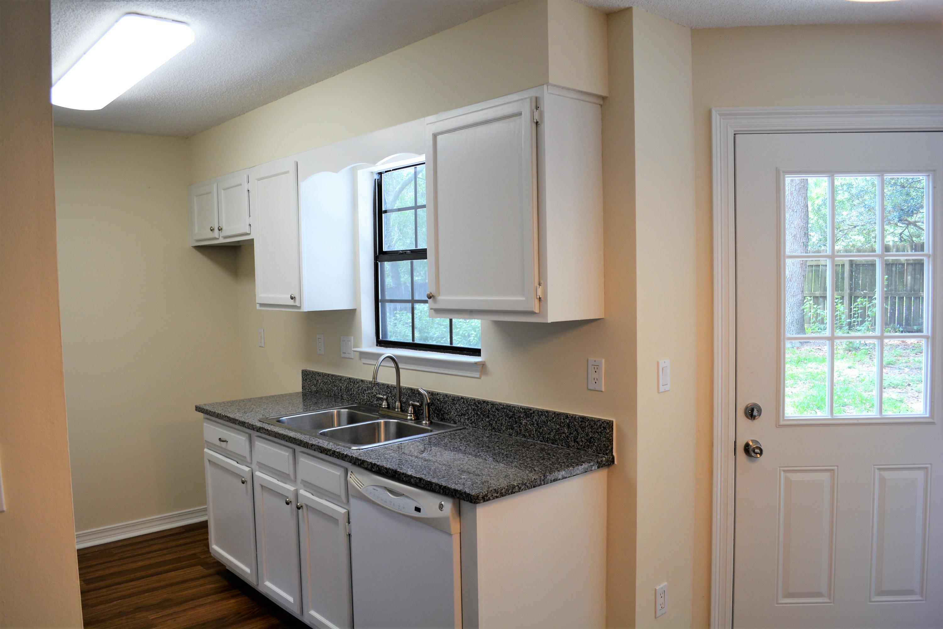 CREEKSIDE PH IV - Residential