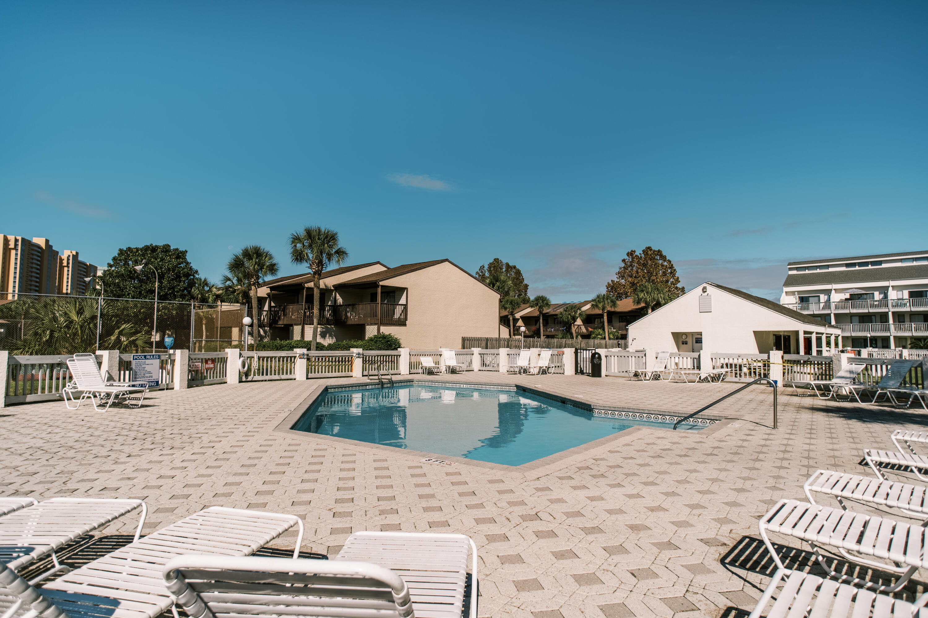 Endless Summer - Residential