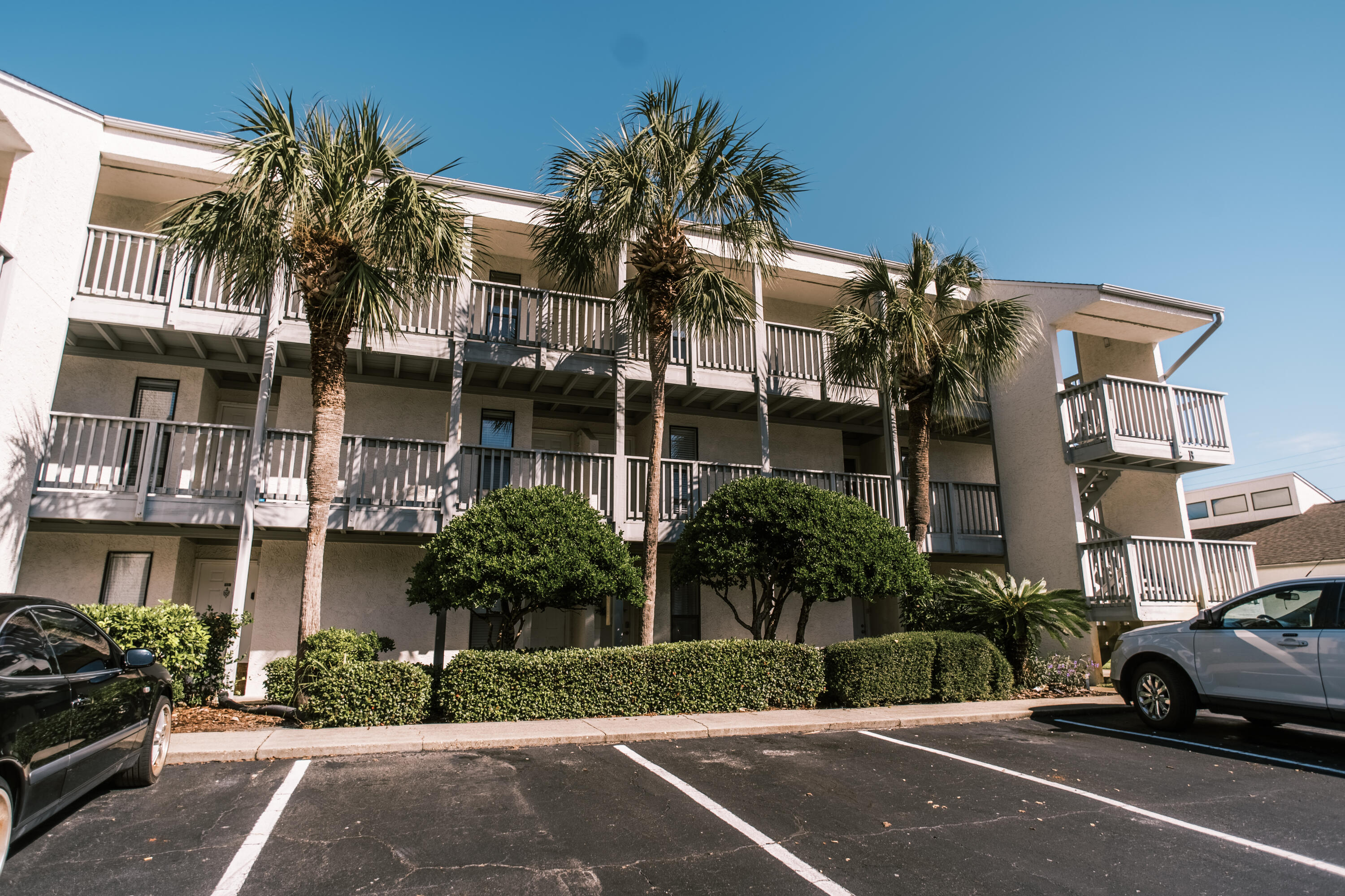 Endless Summer - Residential