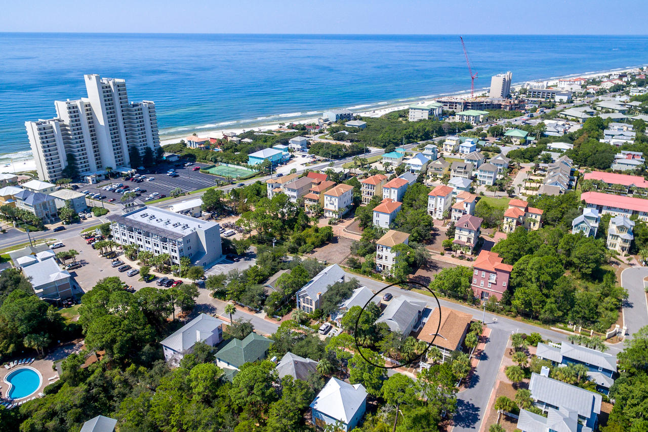 CASSINE VILLAGE - Residential