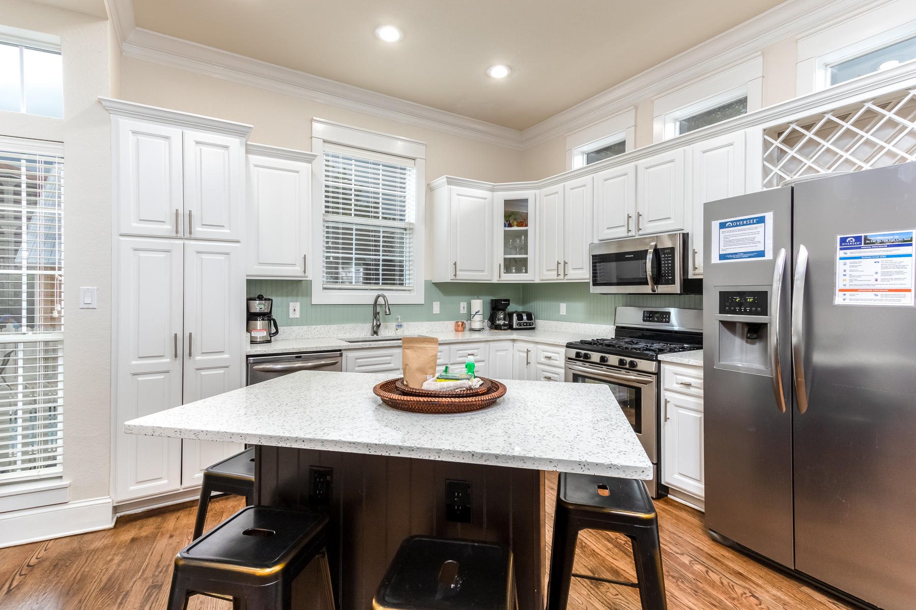 EASTERN LAKE ESTATES - Residential