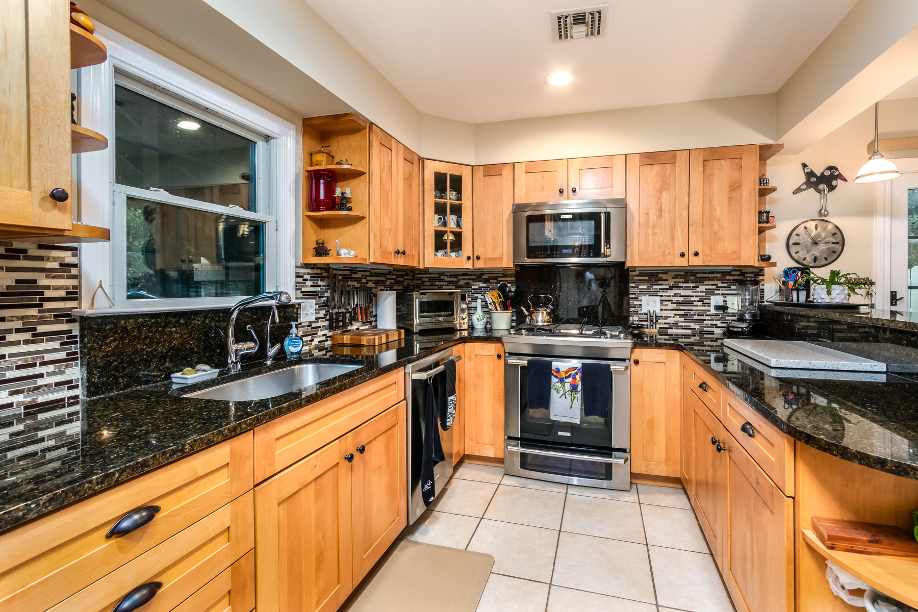 EASTERN LAKE ESTATES - Residential