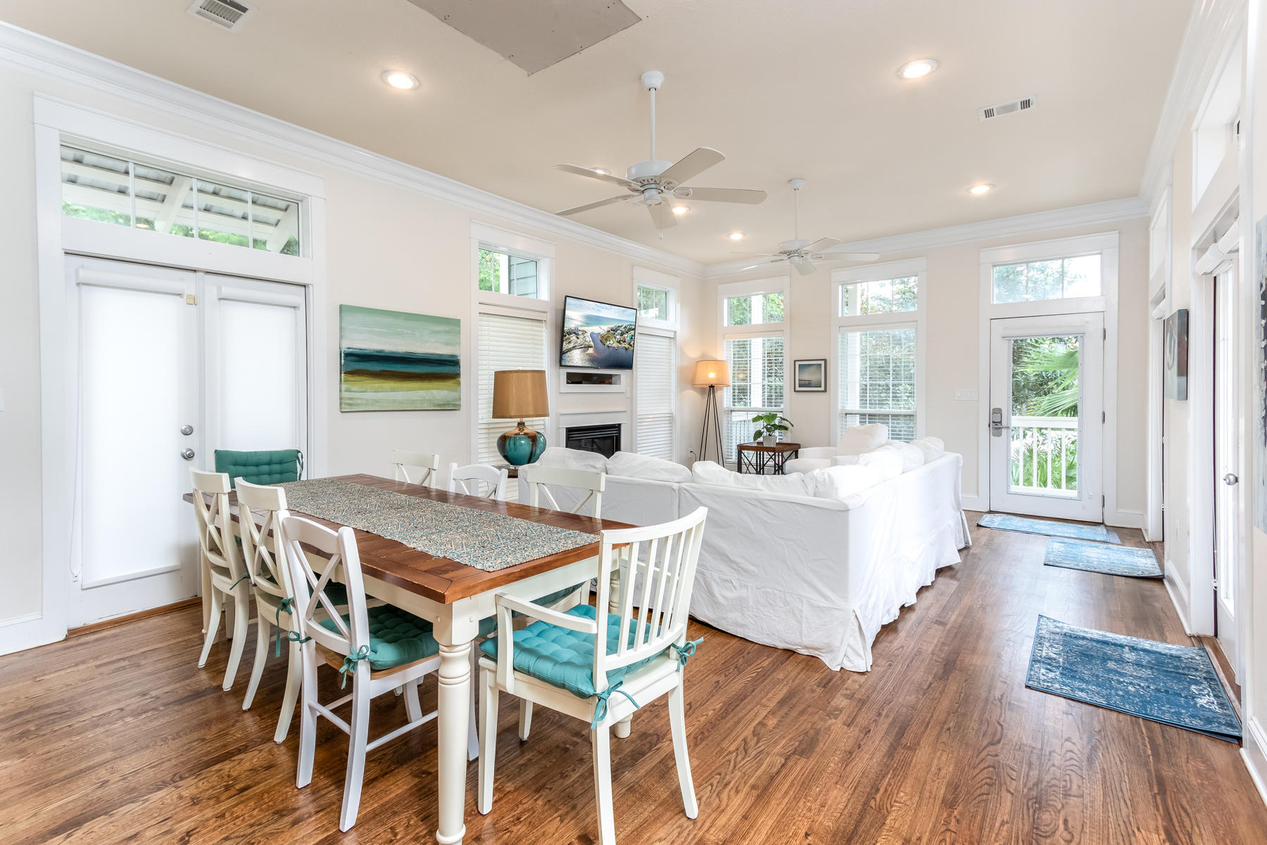 EASTERN LAKE ESTATES - Residential