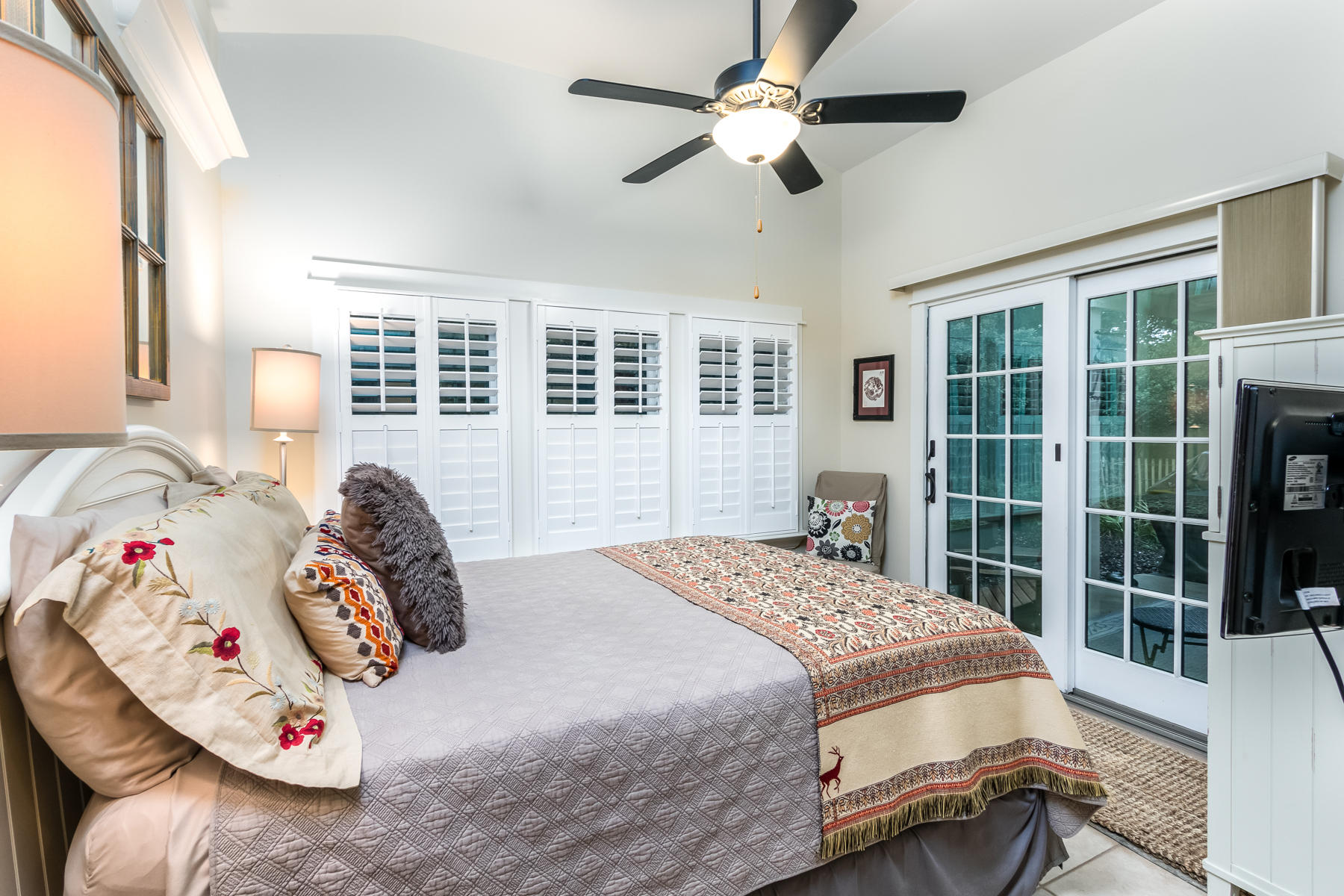 EASTERN LAKE ESTATES - Residential