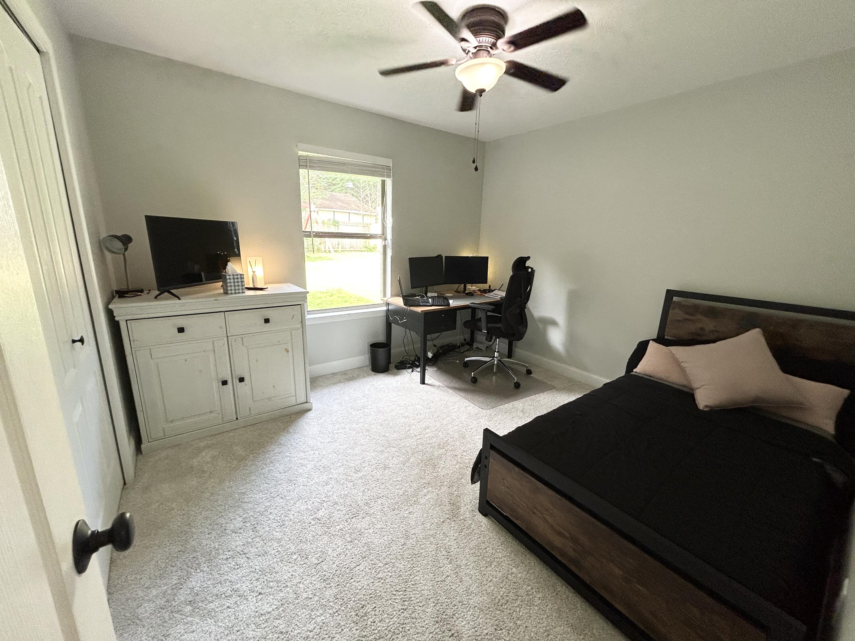LA MESA AT HIDDEN CREEK - Residential Lease