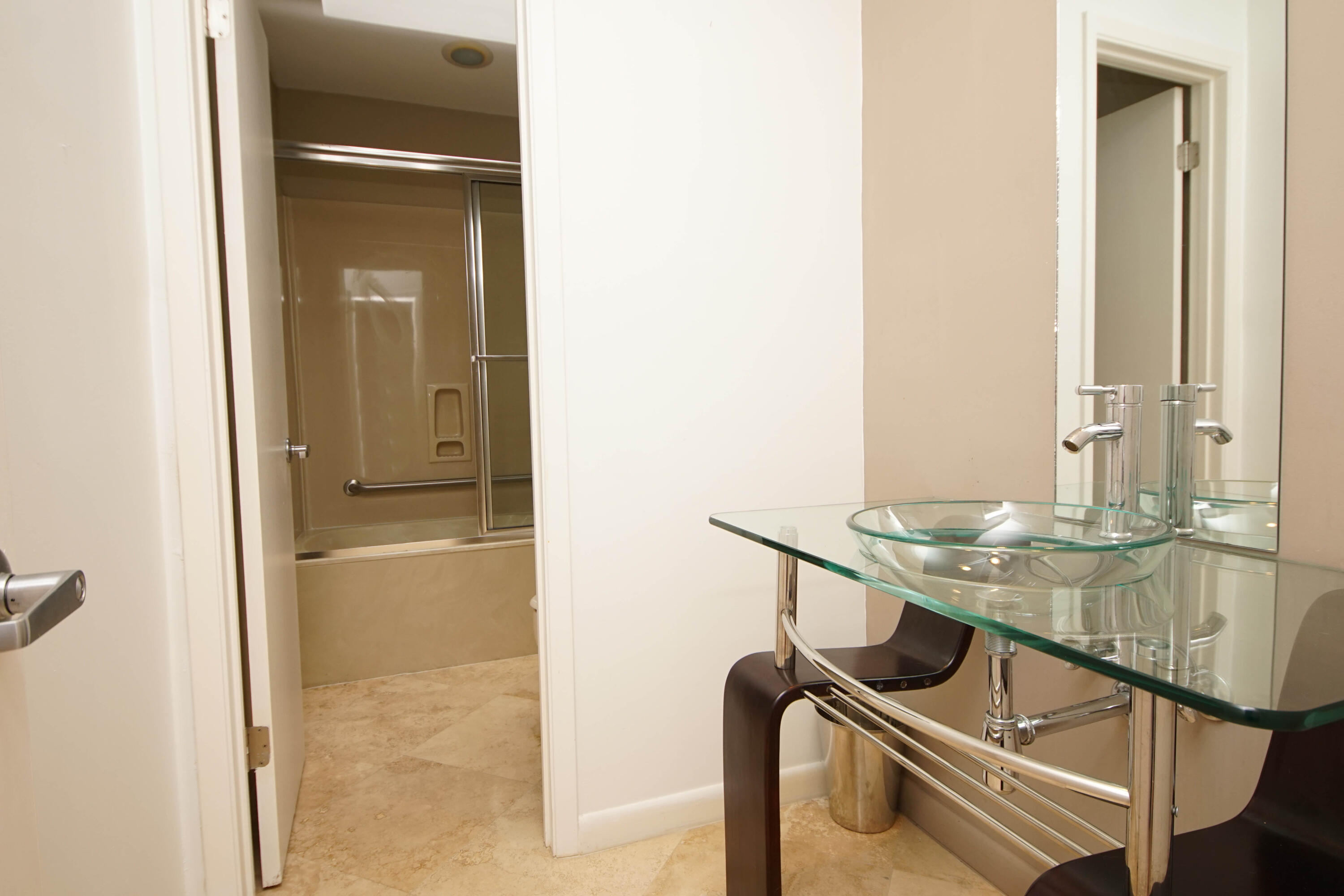 GLENEAGLES GREEN BLUEWATER BAY - Residential Lease