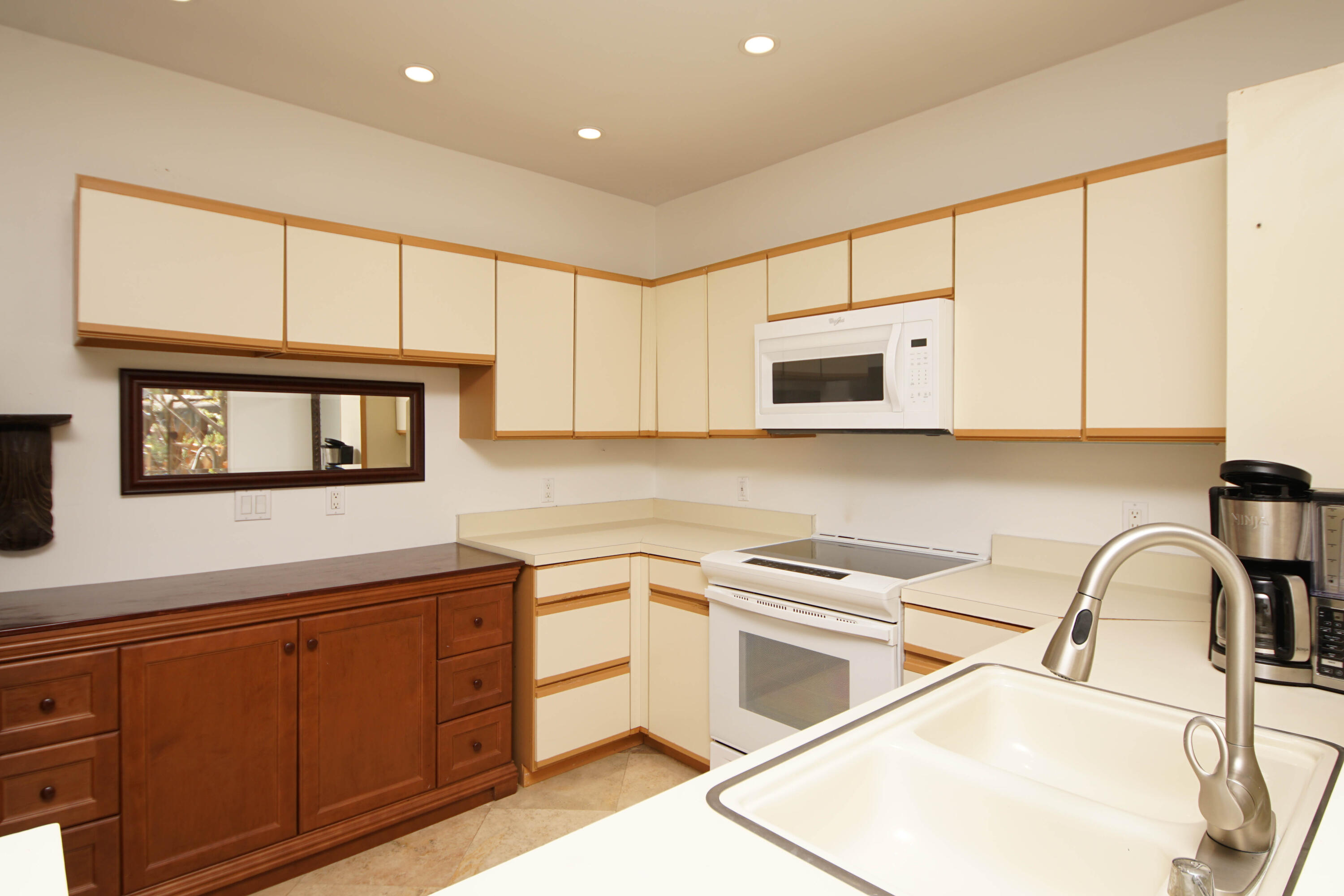 GLENEAGLES GREEN BLUEWATER BAY - Residential Lease