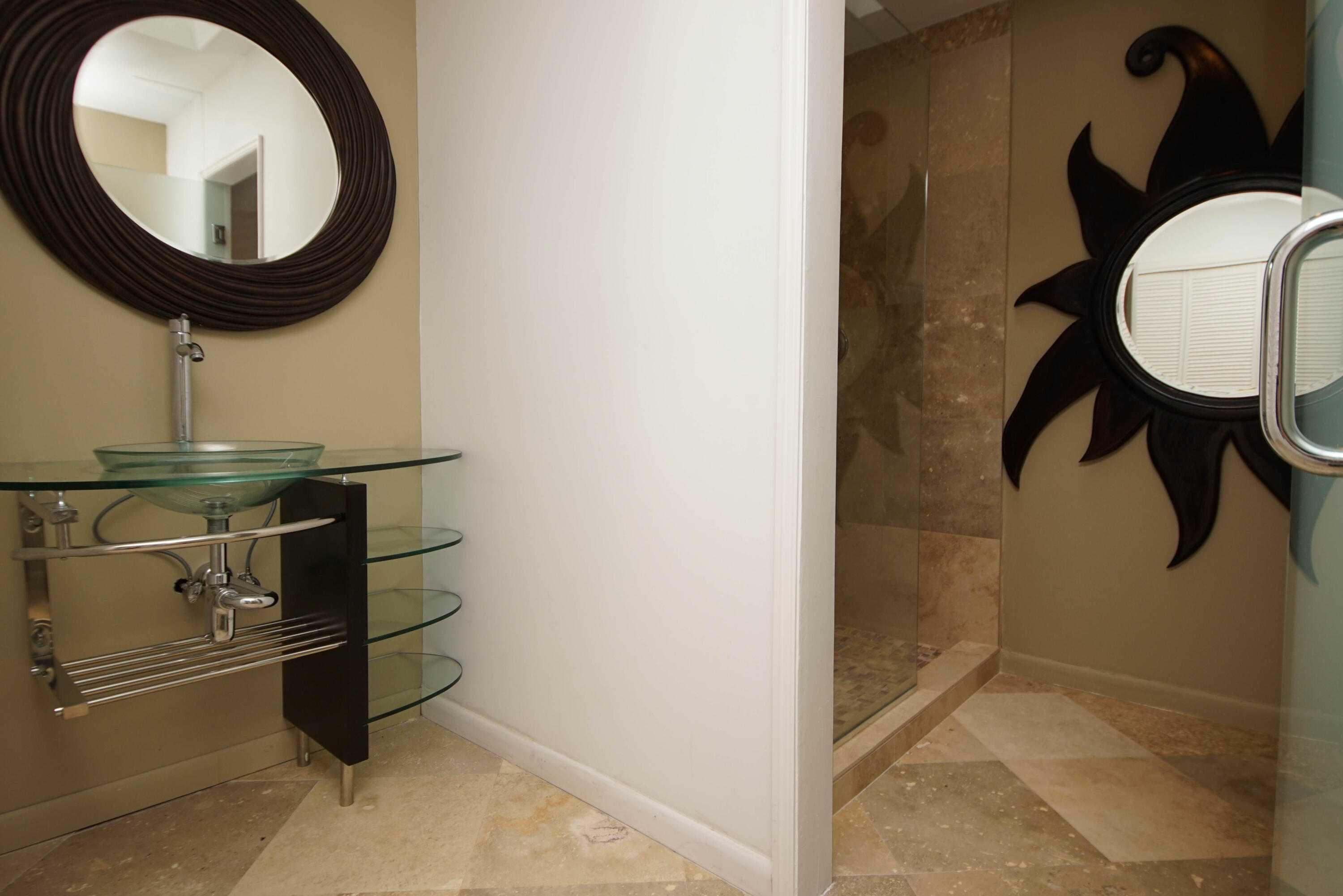 GLENEAGLES GREEN BLUEWATER BAY - Residential Lease