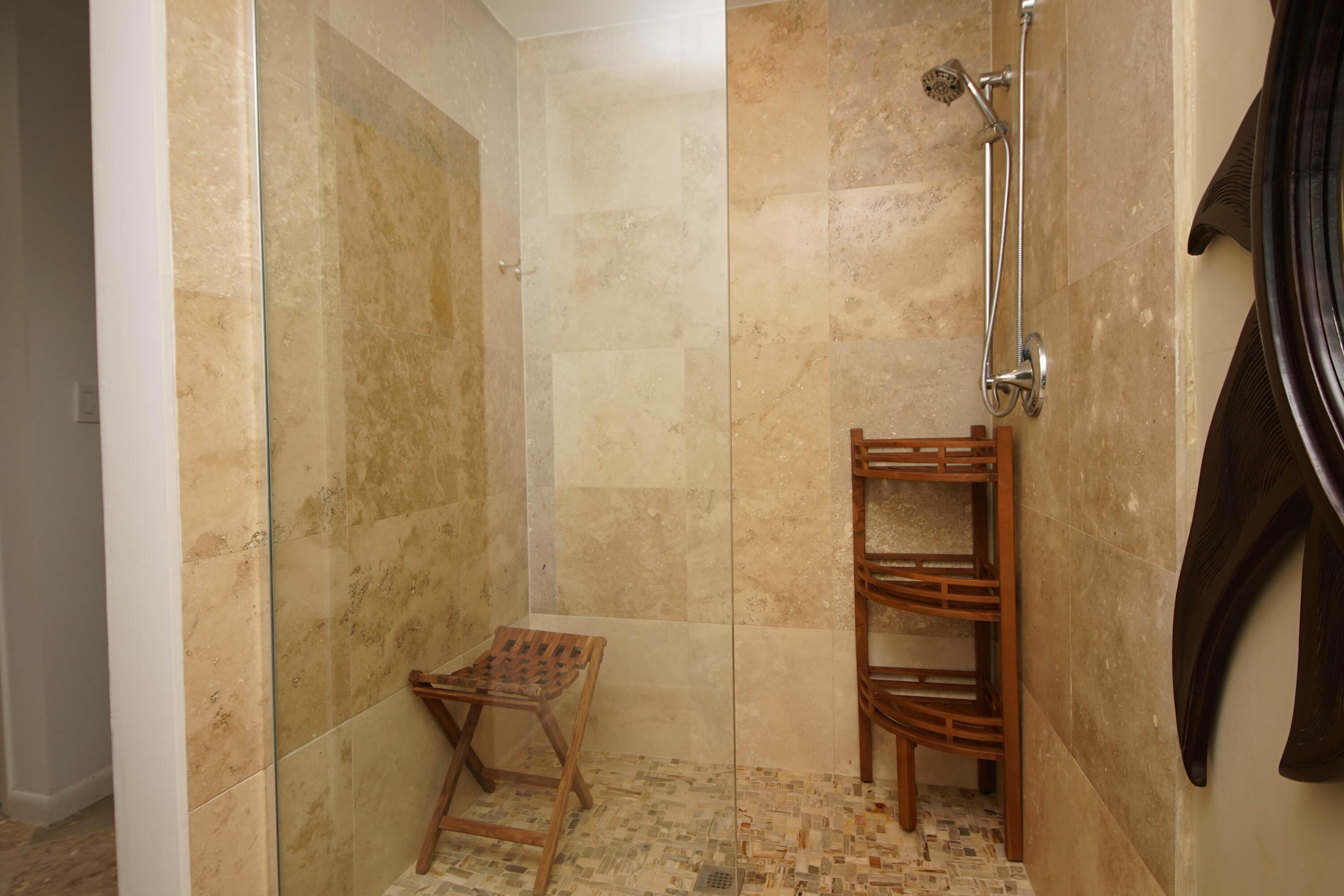 GLENEAGLES GREEN BLUEWATER BAY - Residential Lease