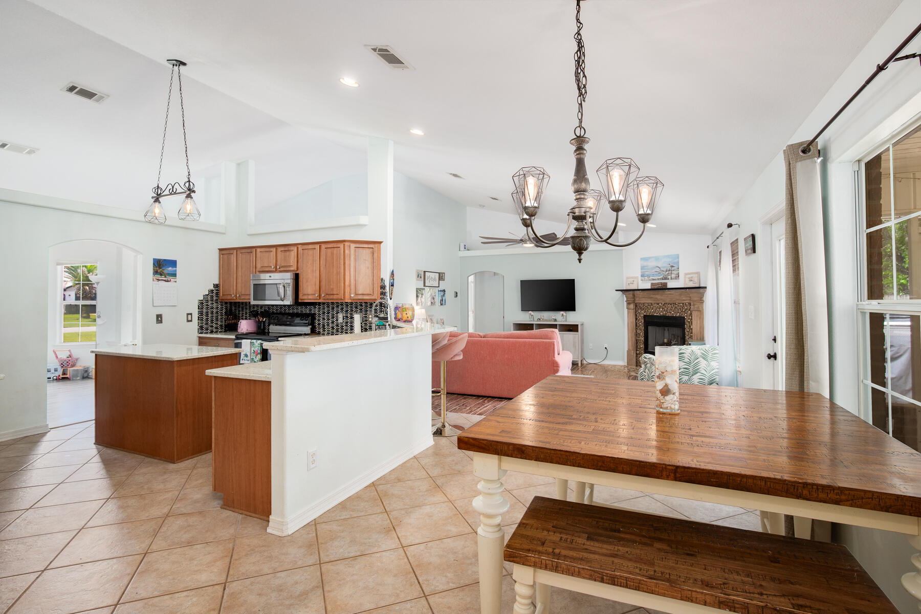 HOLLEY BY THE SEA - Residential