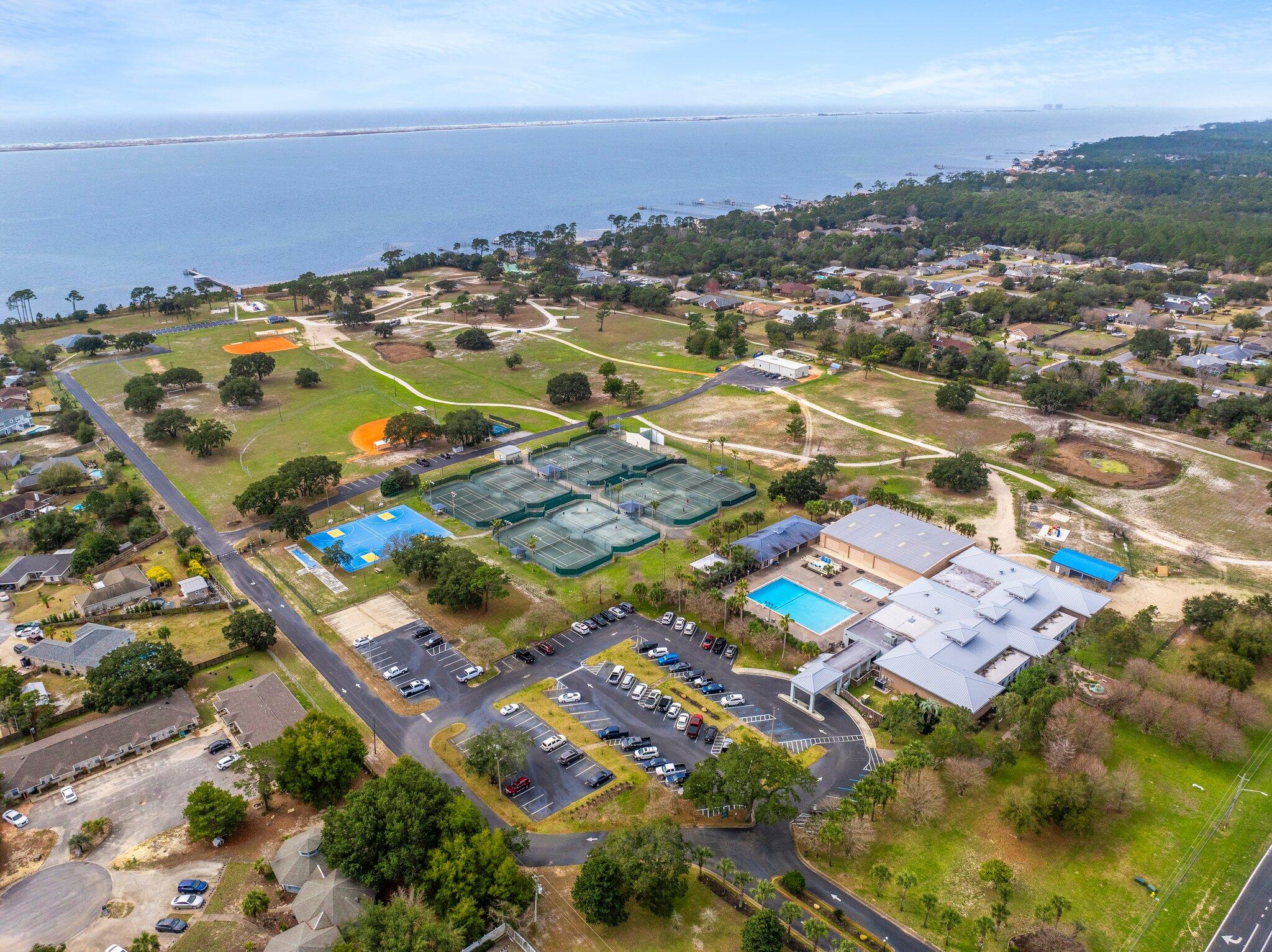 HOLLEY BY THE SEA - Residential