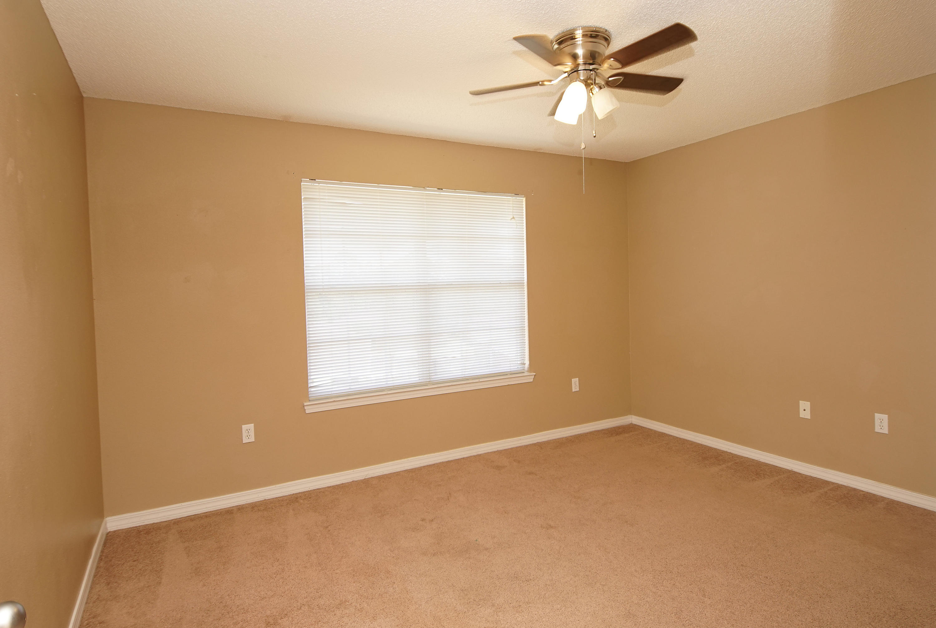 ALICIA PLACE - Residential