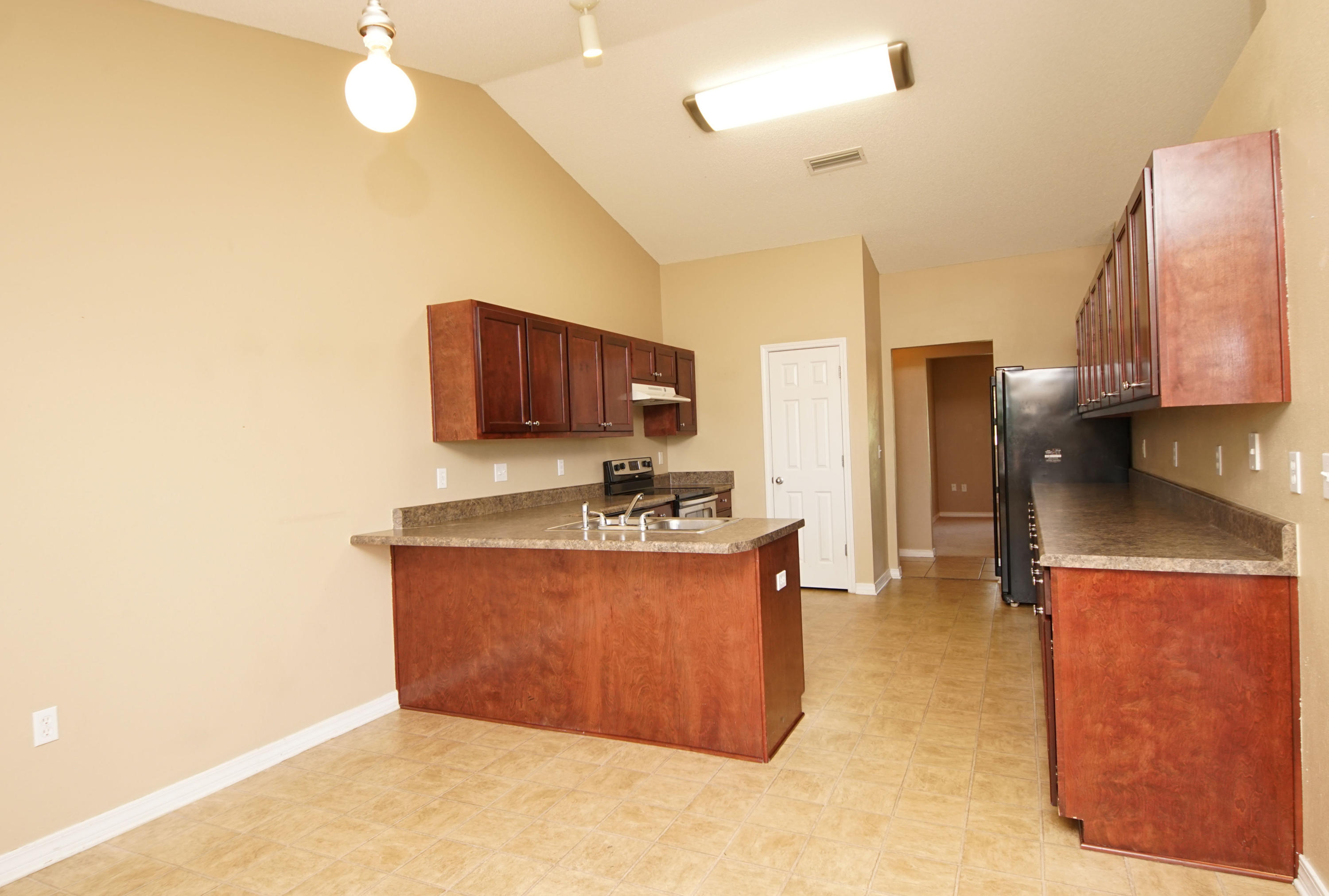 ALICIA PLACE - Residential