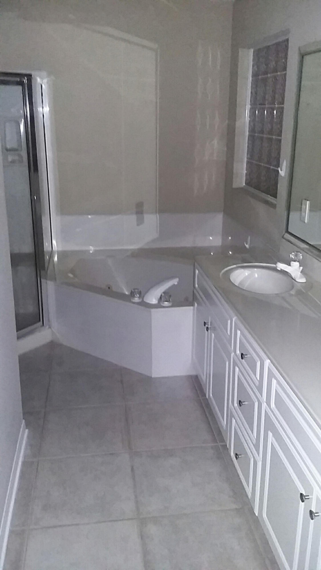 FOUNTAINVIEW - Residential