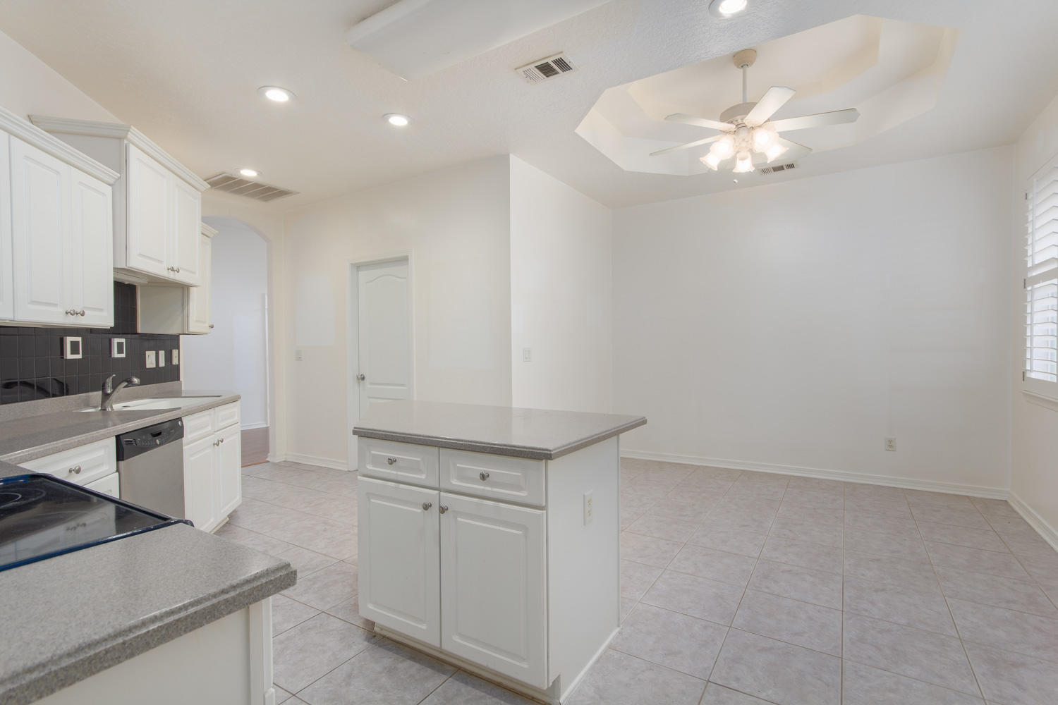 BRIDGEPORT COLONY - Residential