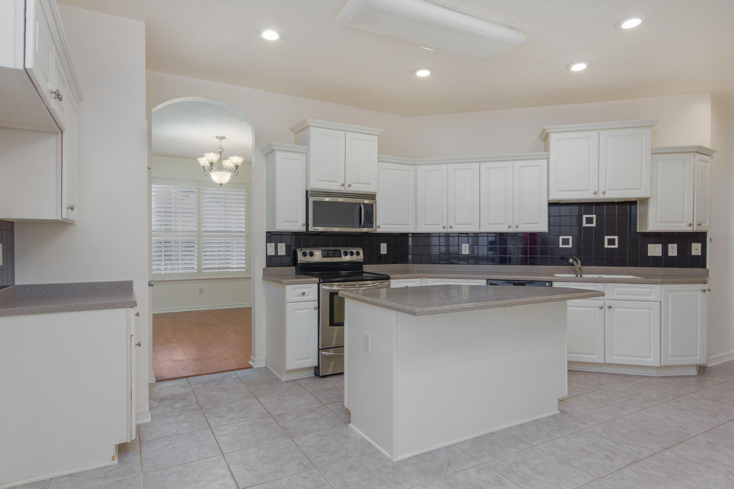 BRIDGEPORT COLONY - Residential