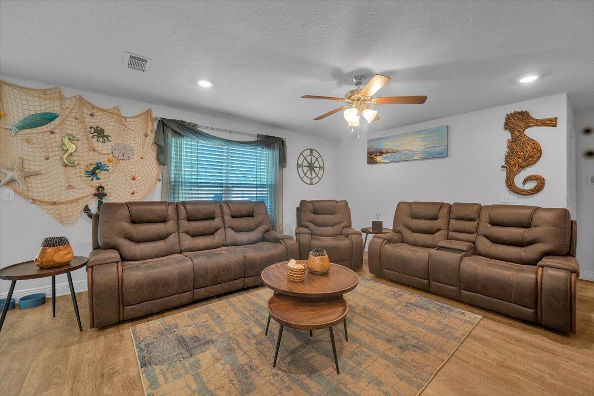 Heritage Oaks Circle - Residential