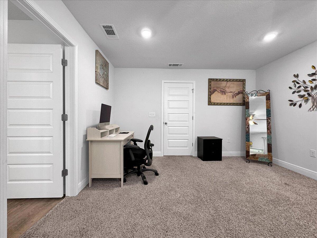 Heritage Oaks Circle - Residential