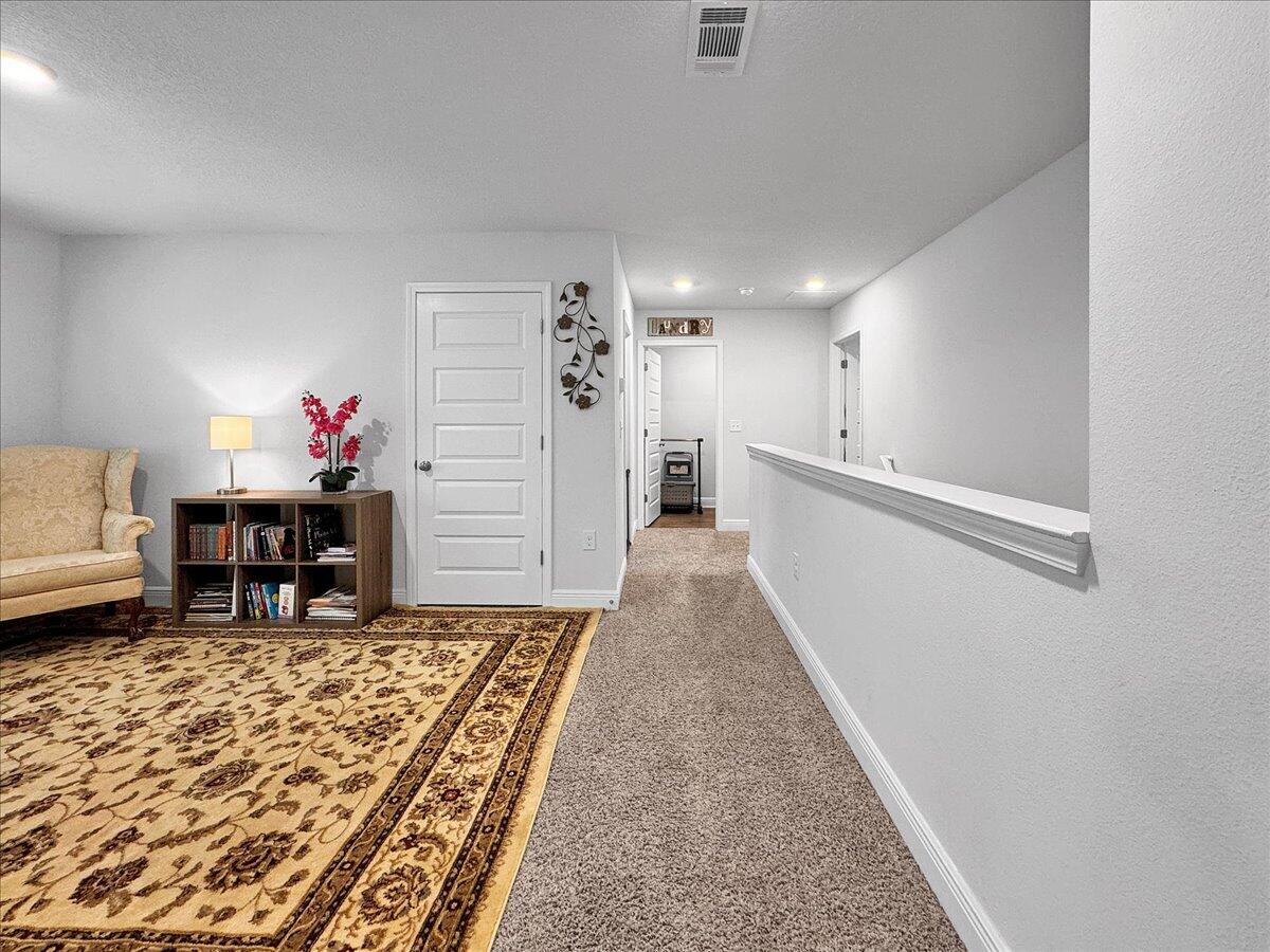 Heritage Oaks Circle - Residential