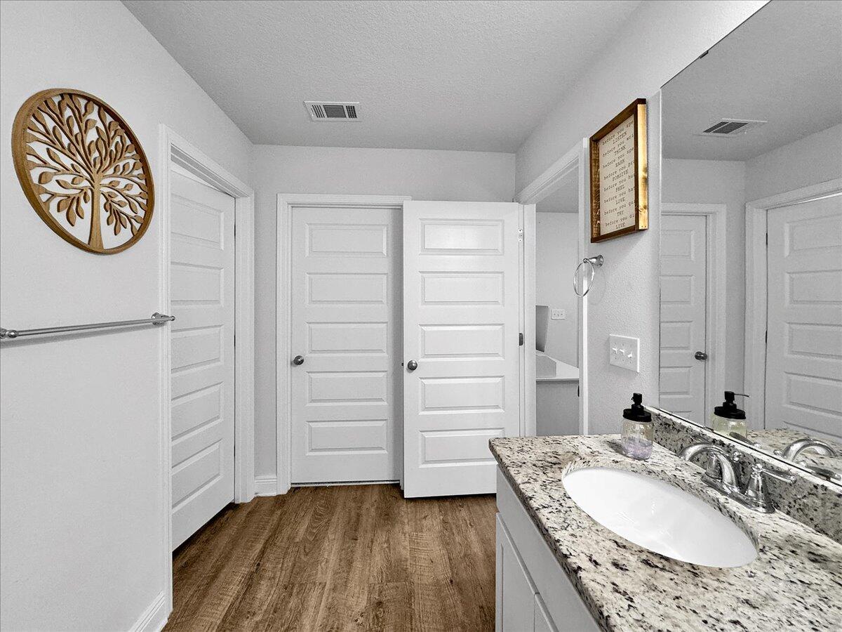 Heritage Oaks Circle - Residential