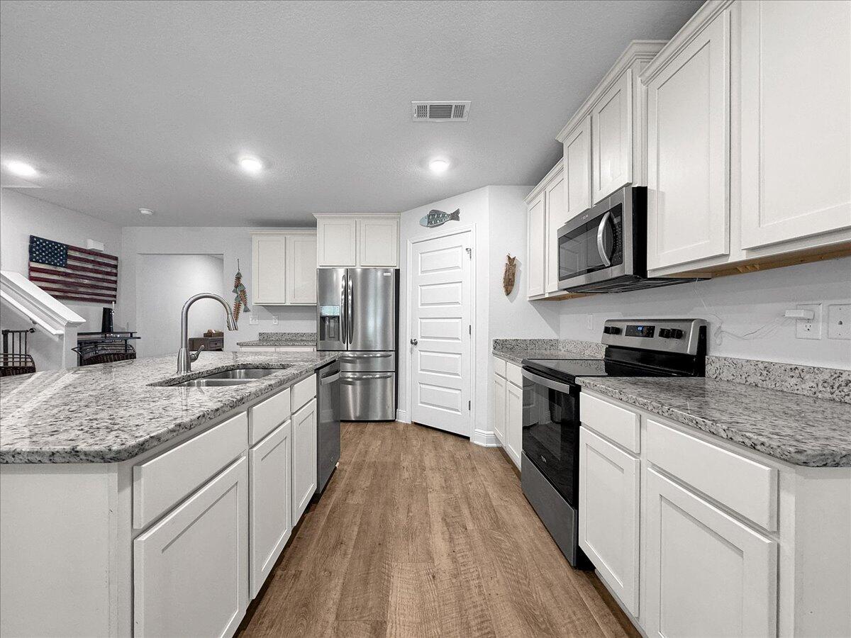 Heritage Oaks Circle - Residential