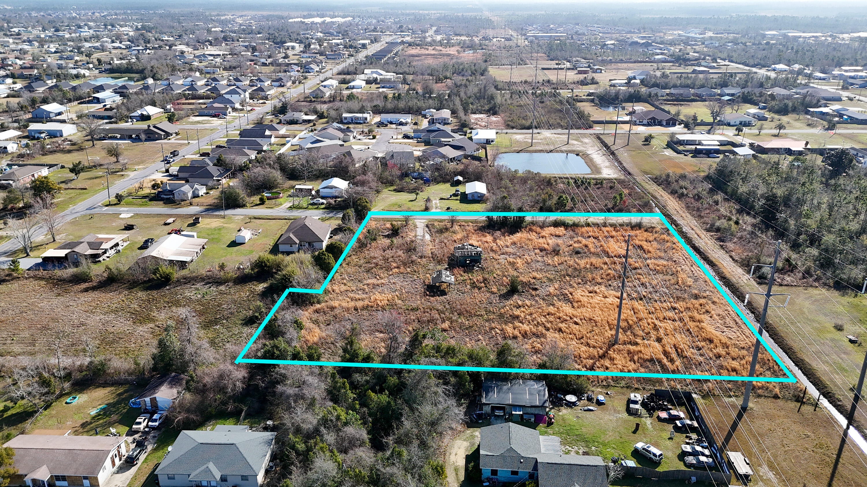 NO RECORDED SUBDIVISION - Land