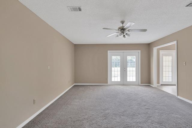 COUNTRY BREEZE ESTATES - Residential