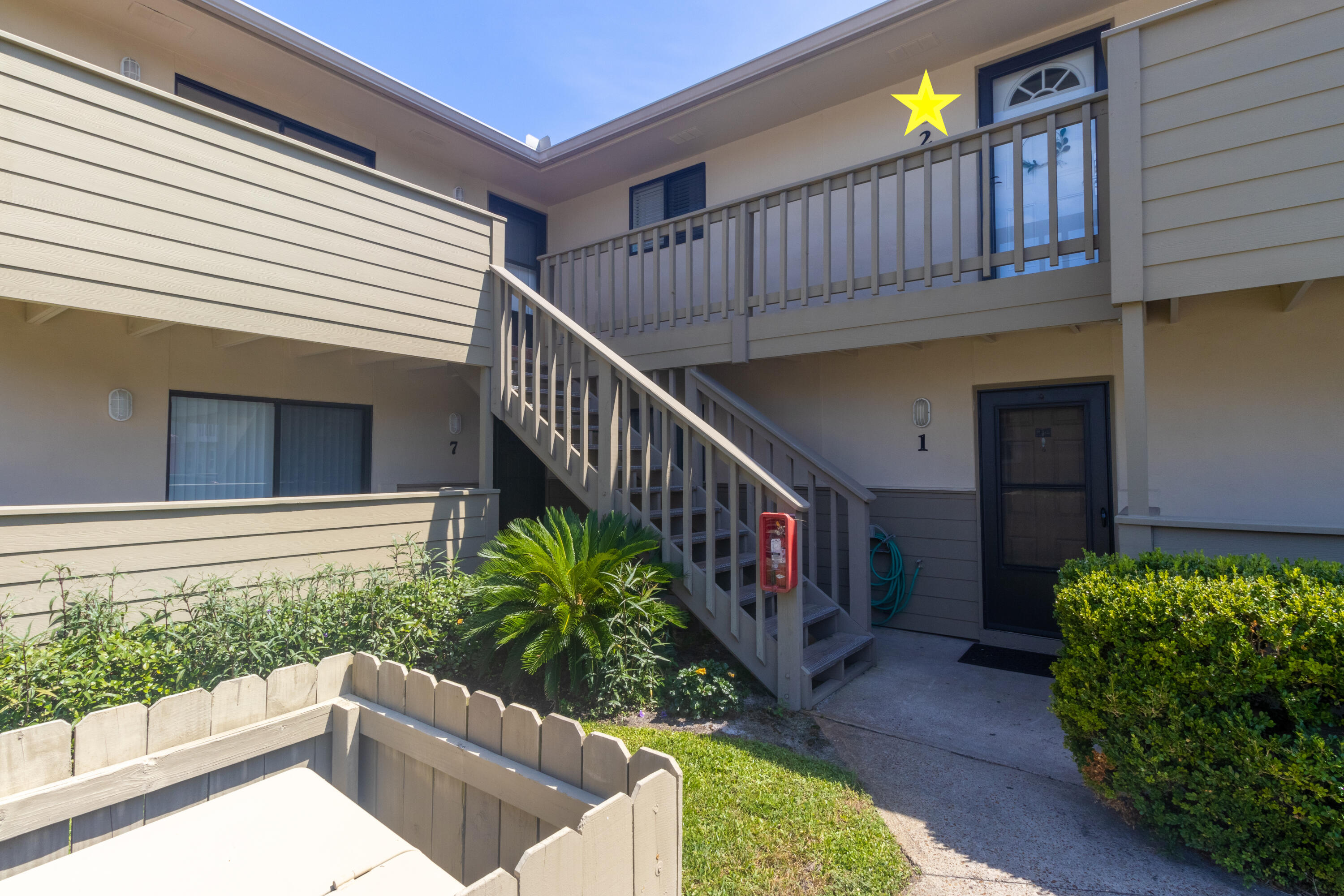 CROSS CREEK CLUB CONDO - Residential