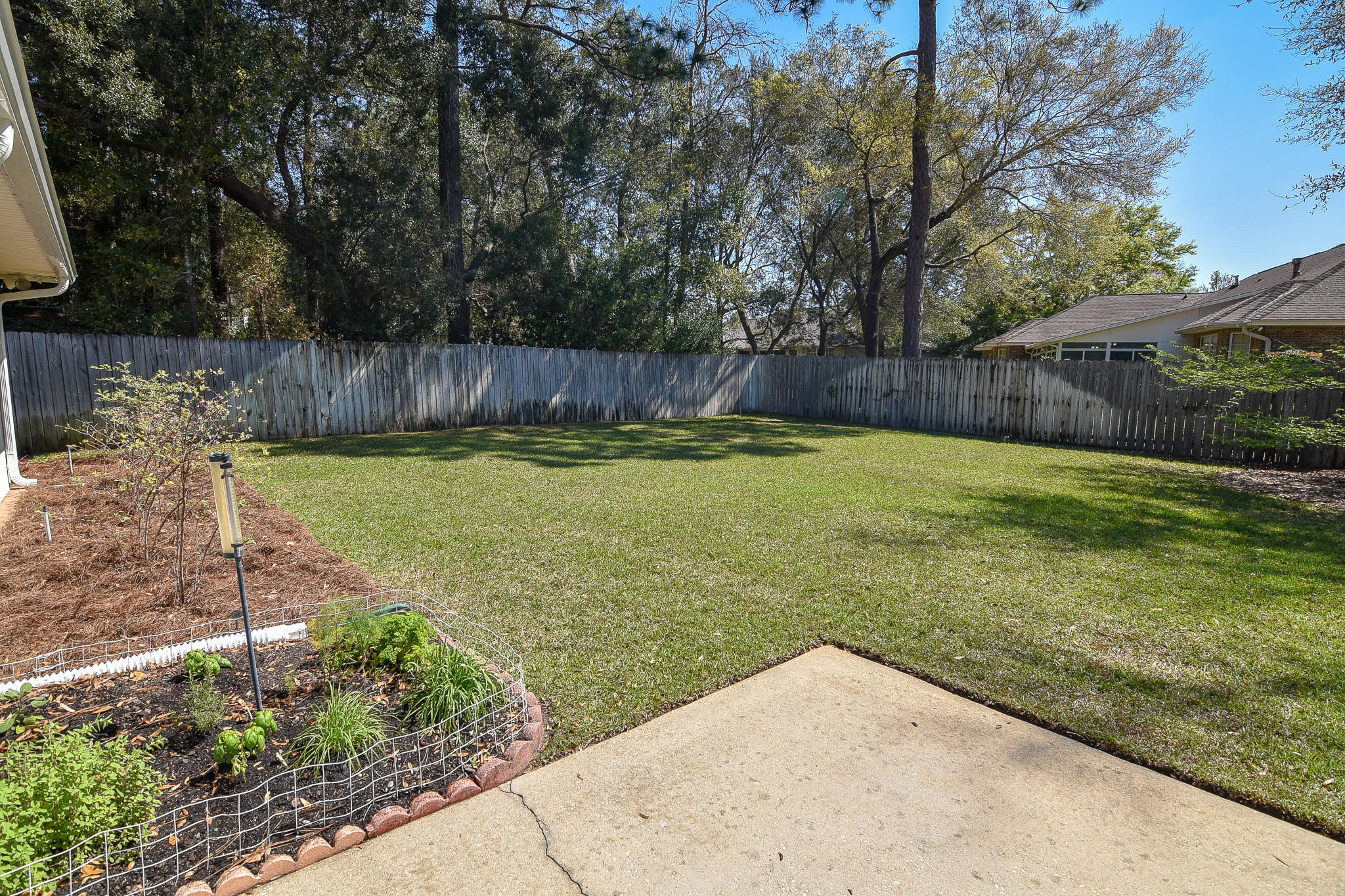 Rocky Bayou Estates - Residential