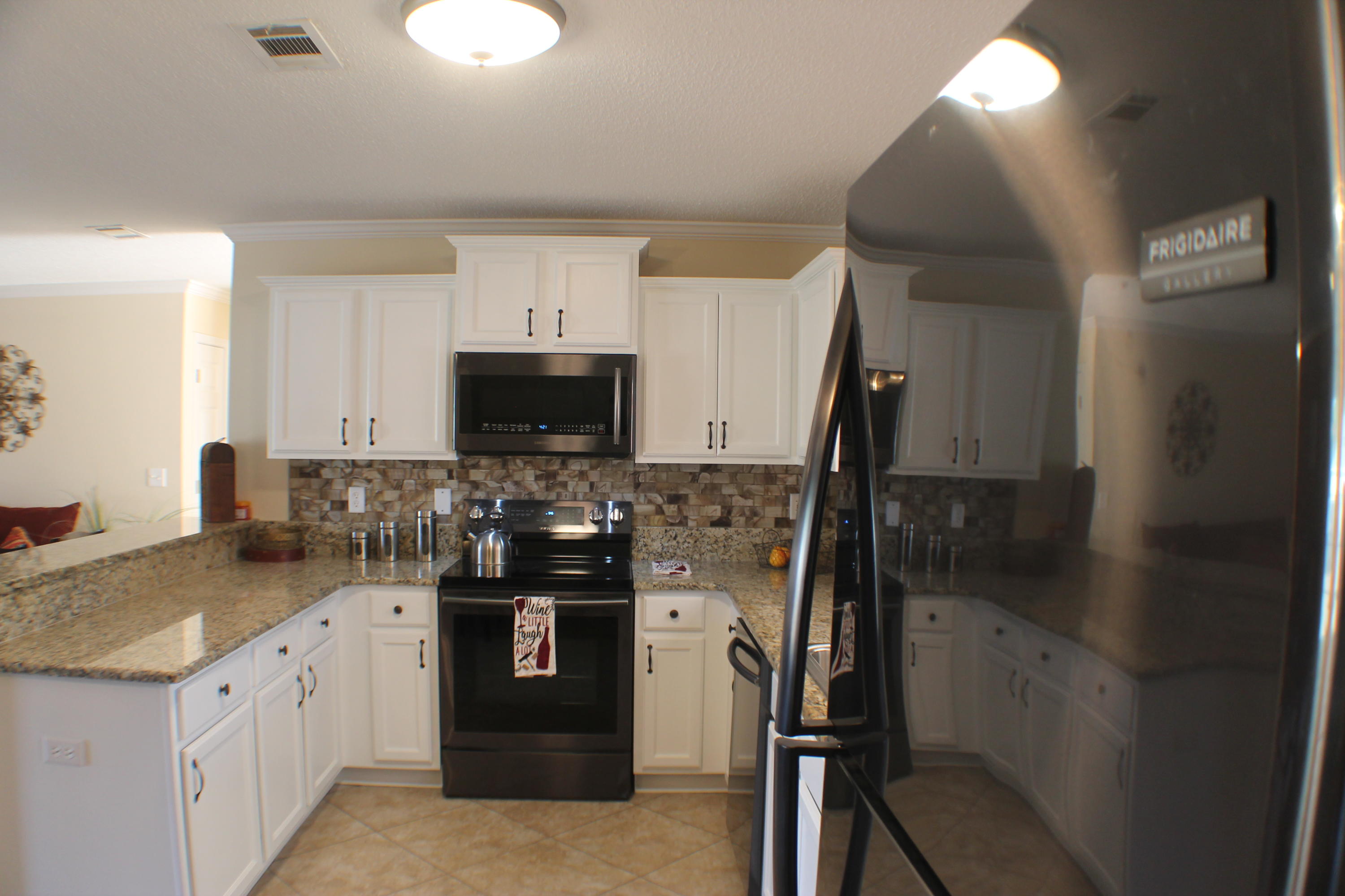 TRIPLE LAKES ESTATES - Residential