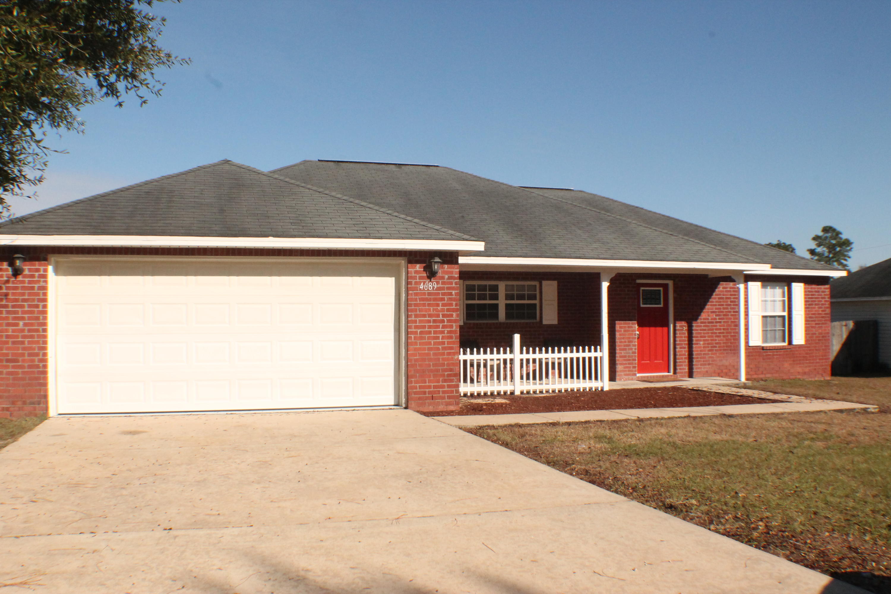 TRIPLE LAKES ESTATES - Residential