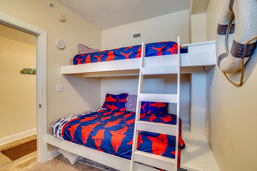 SUNRISE BEACH - Residential