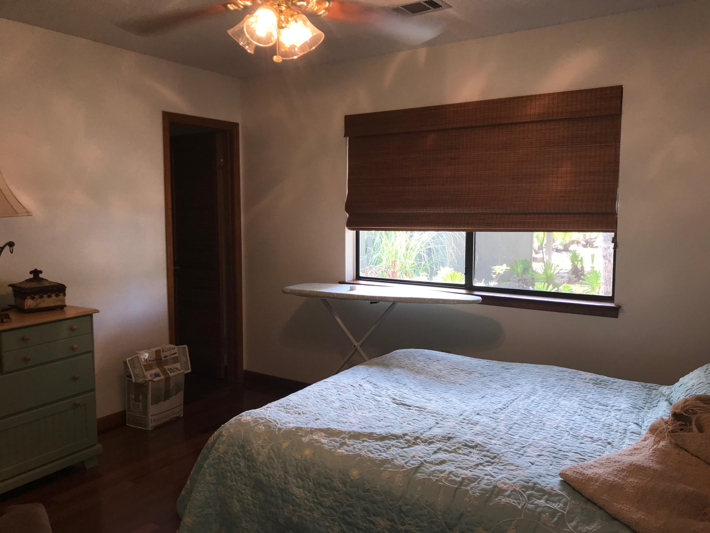 ROYAL OAK VILLAS BLUEWATER BAY - Residential