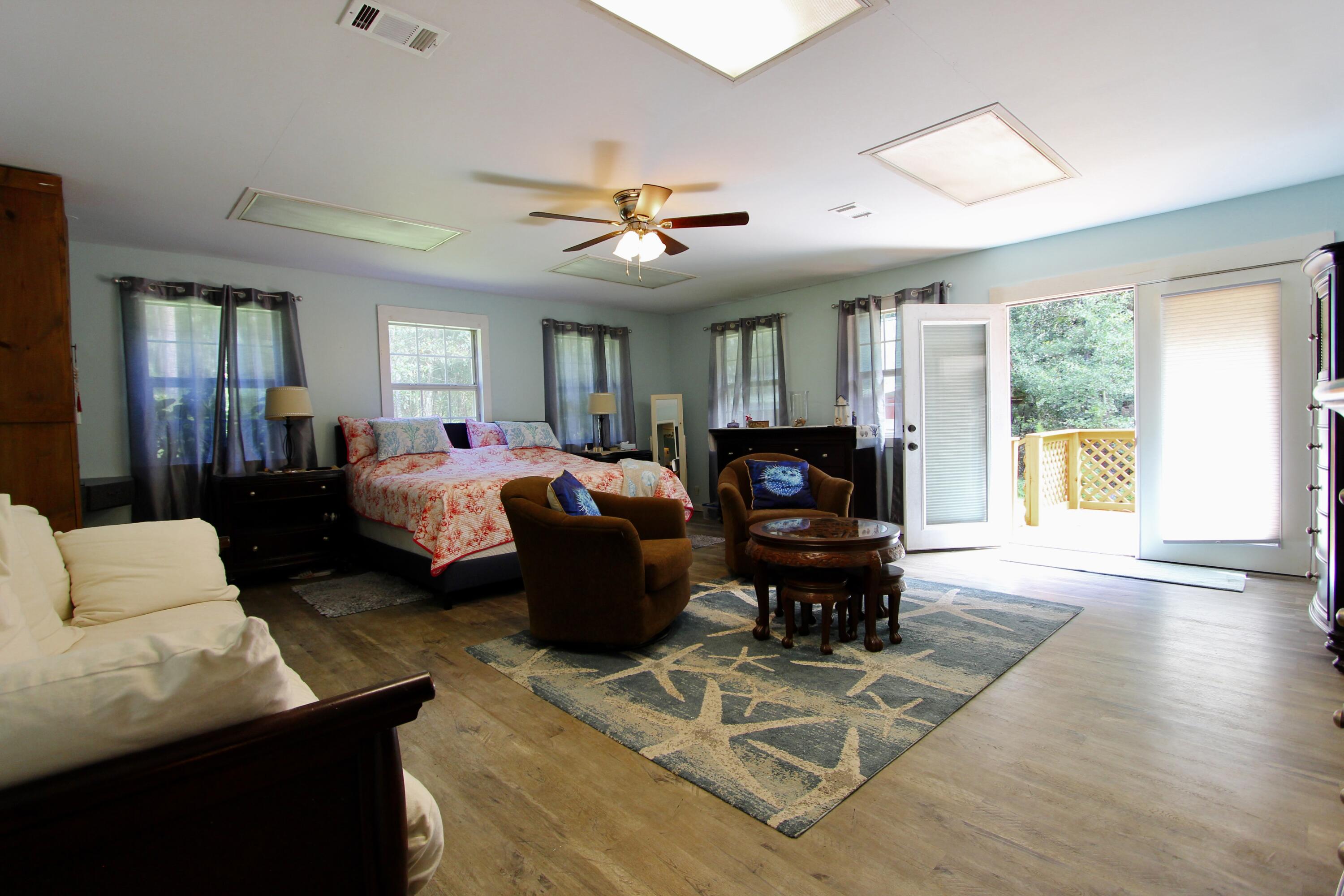 TOWN OF DEFUNIAK SPRINGS - Residential