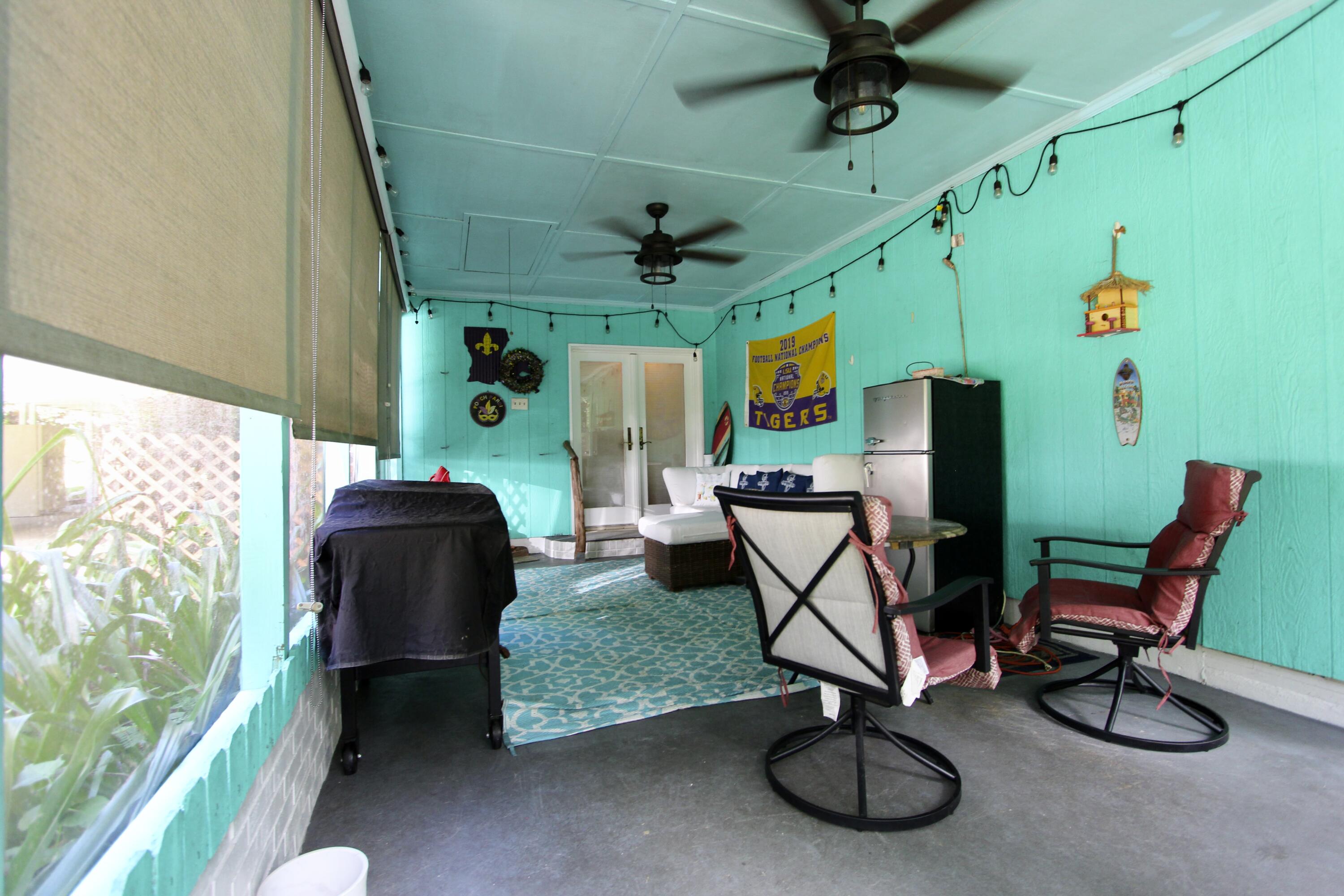 TOWN OF DEFUNIAK SPRINGS - Residential