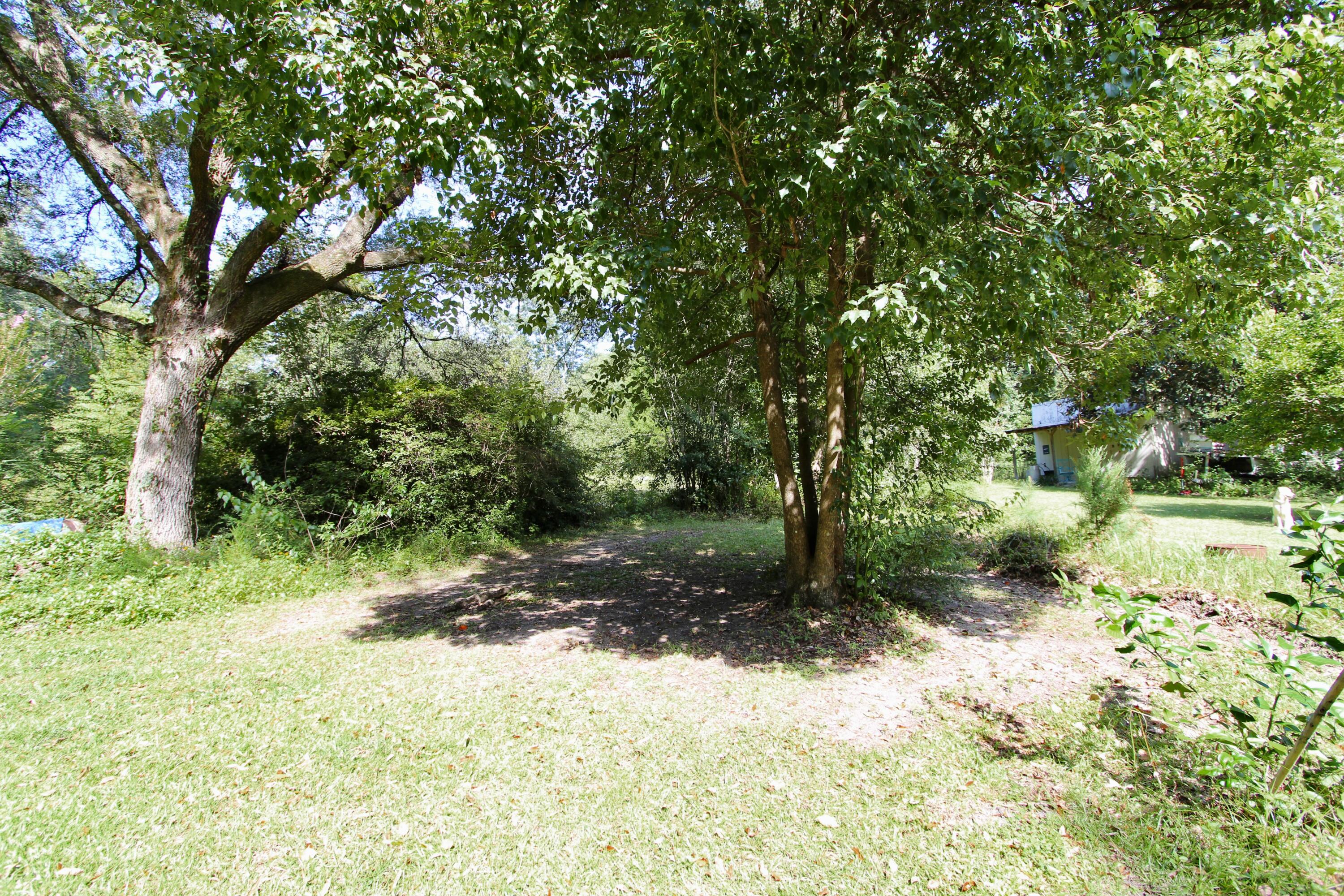 TOWN OF DEFUNIAK SPRINGS - Residential