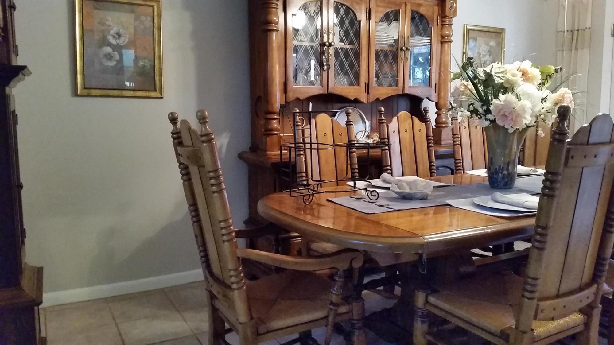 REGENCY PARK LOT 12 & S 5FT LOT 11 - Residential