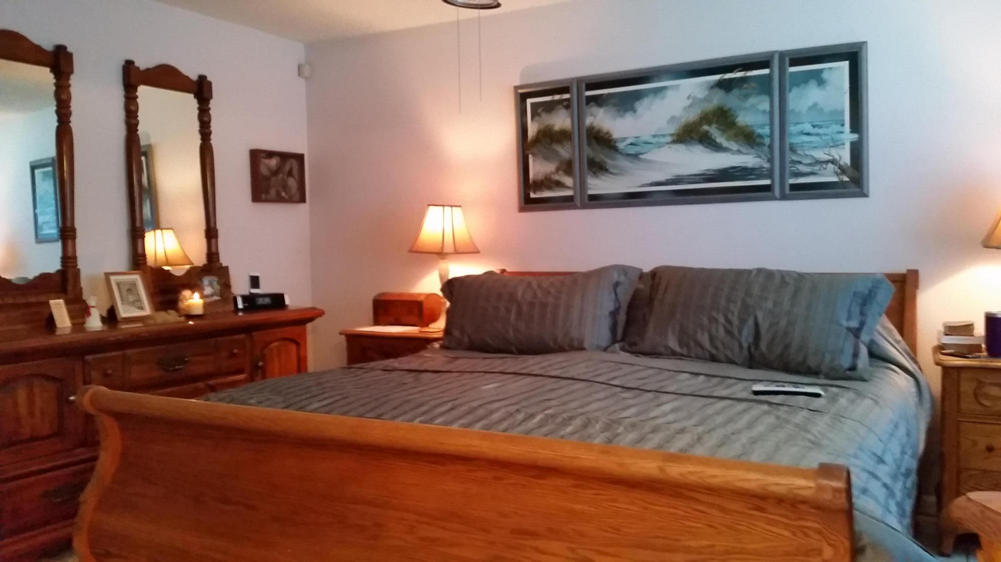 REGENCY PARK LOT 12 & S 5FT LOT 11 - Residential