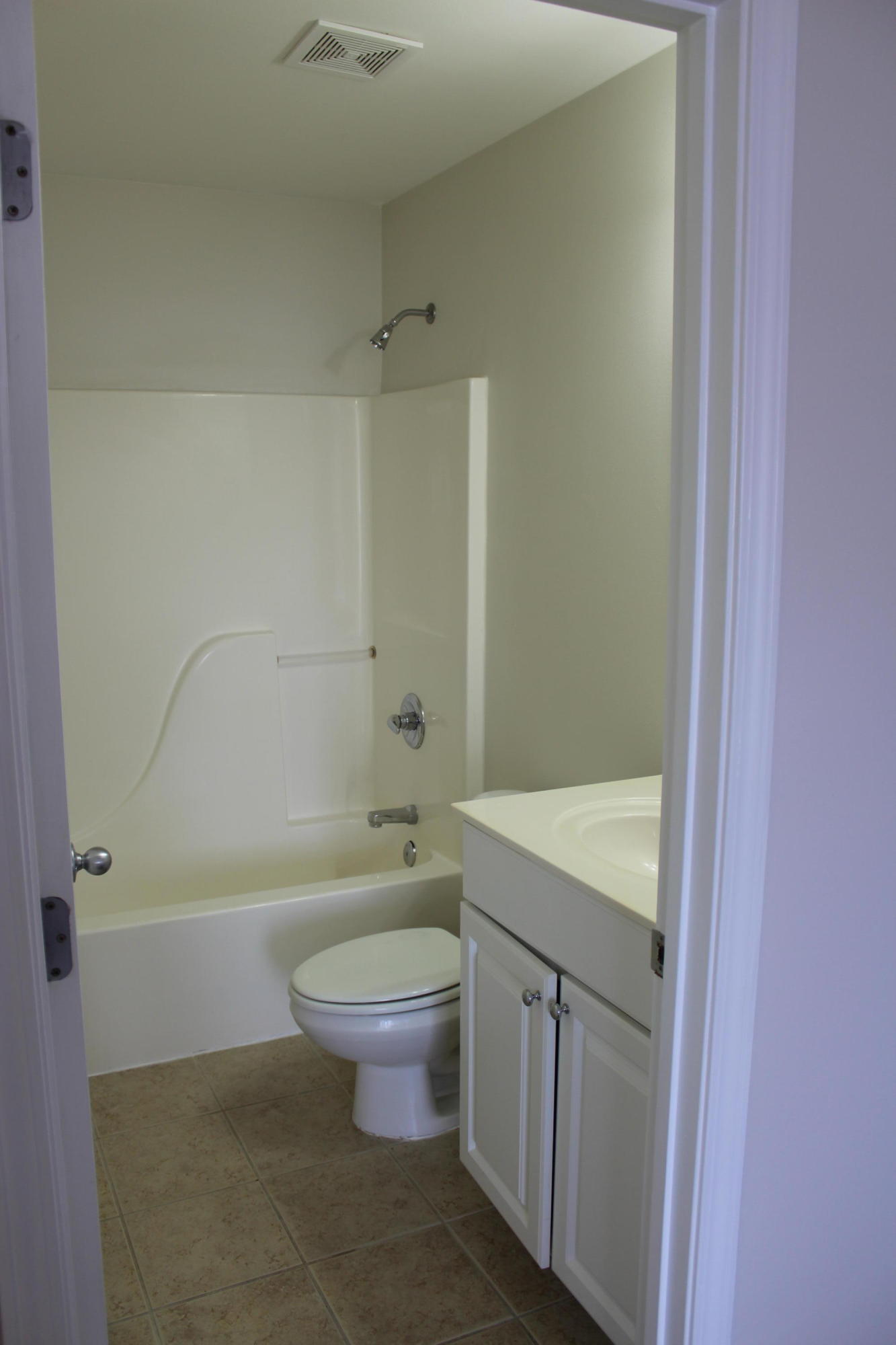 SHELTER COVE ESTATES - Residential Lease