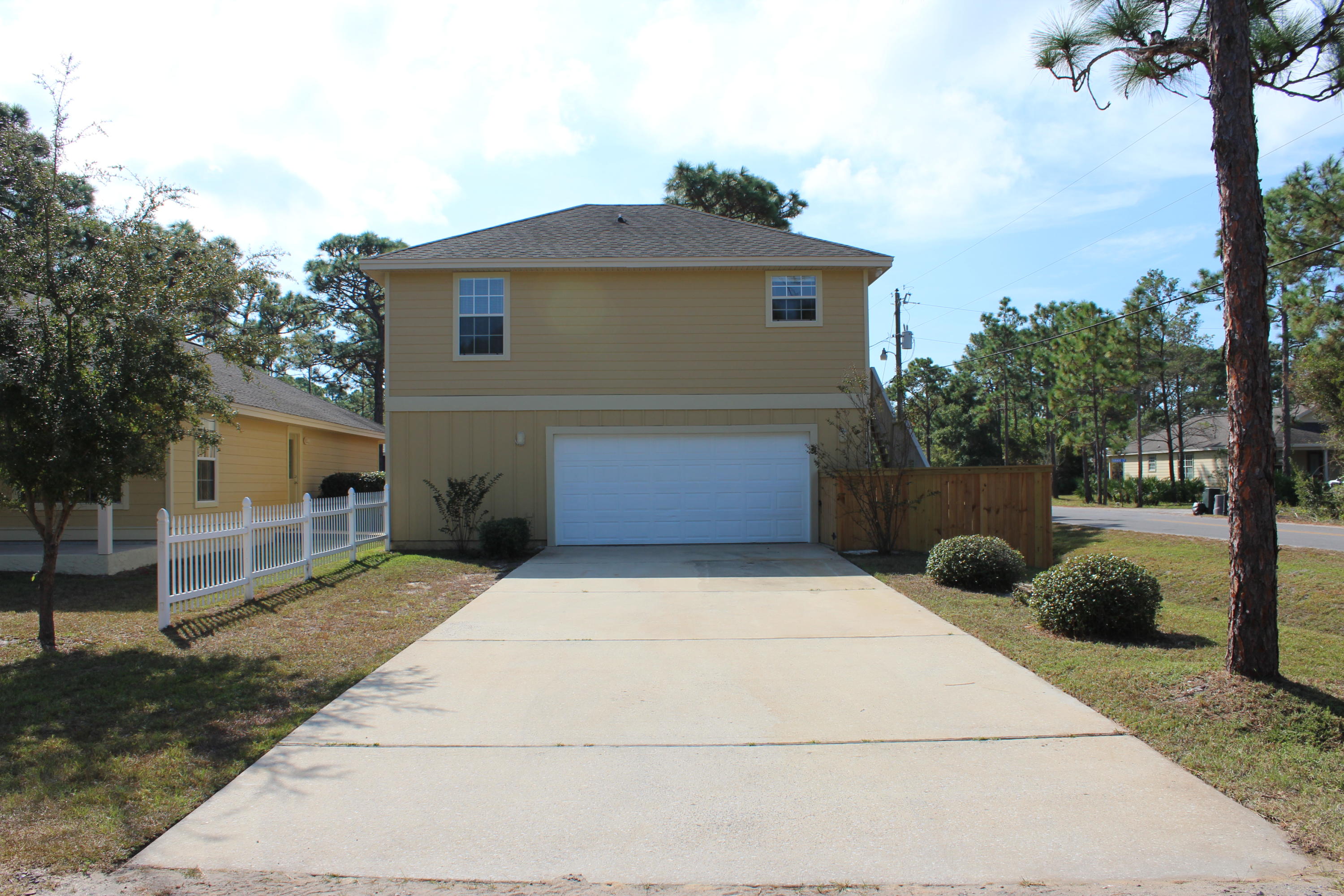 SHELTER COVE ESTATES - Residential Lease