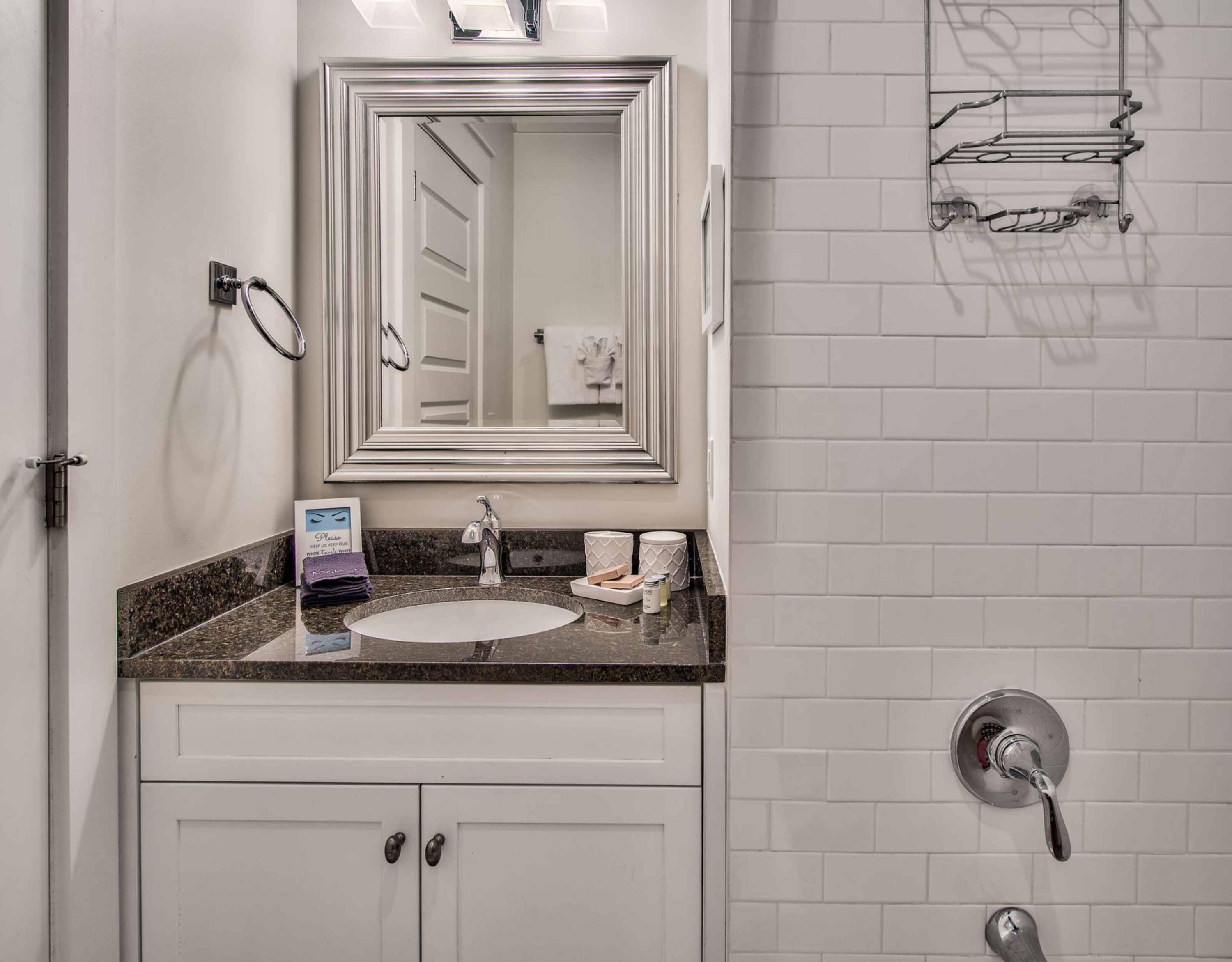 TRESCA PLACE - Residential