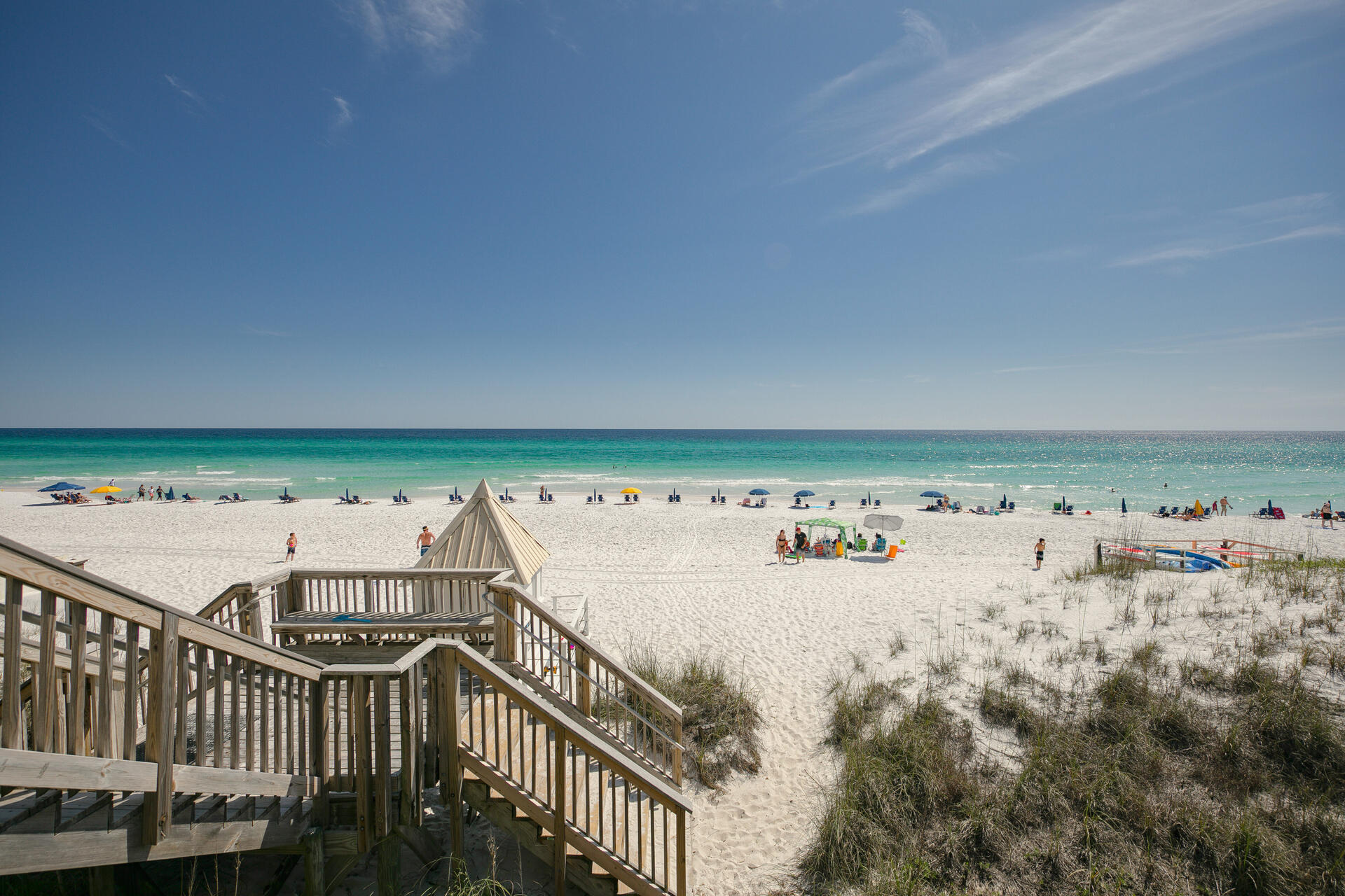 BEACH HOUSE CONDO PH I - Residential